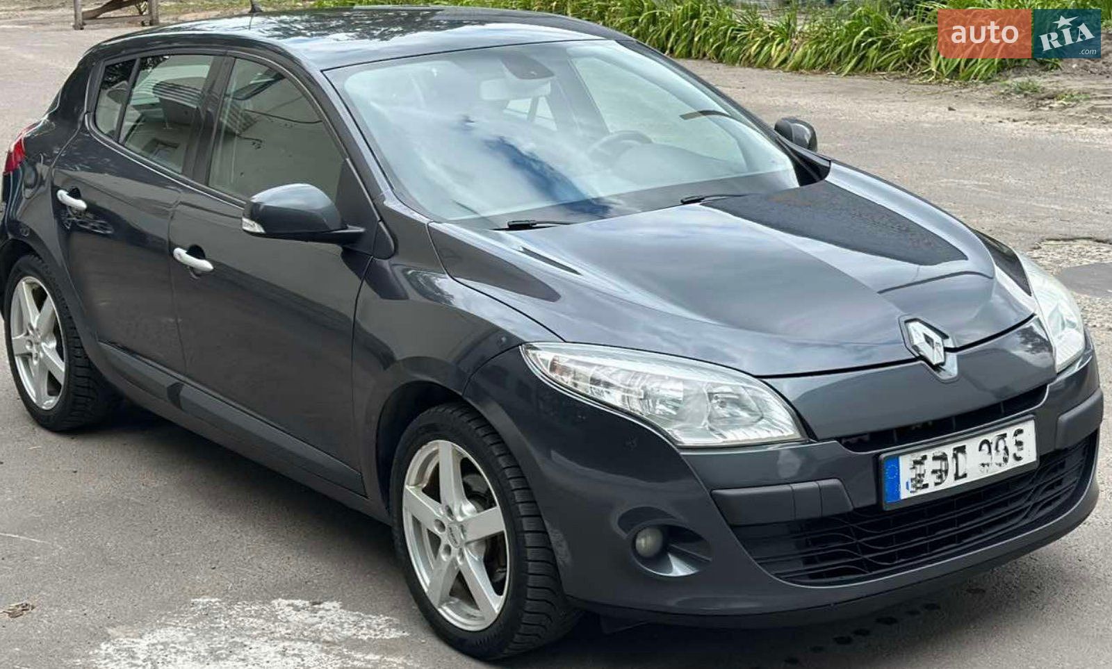 Renault Megane 2011 VIN VF1KZ1Y0645148873 фото оголошення 2 з 10