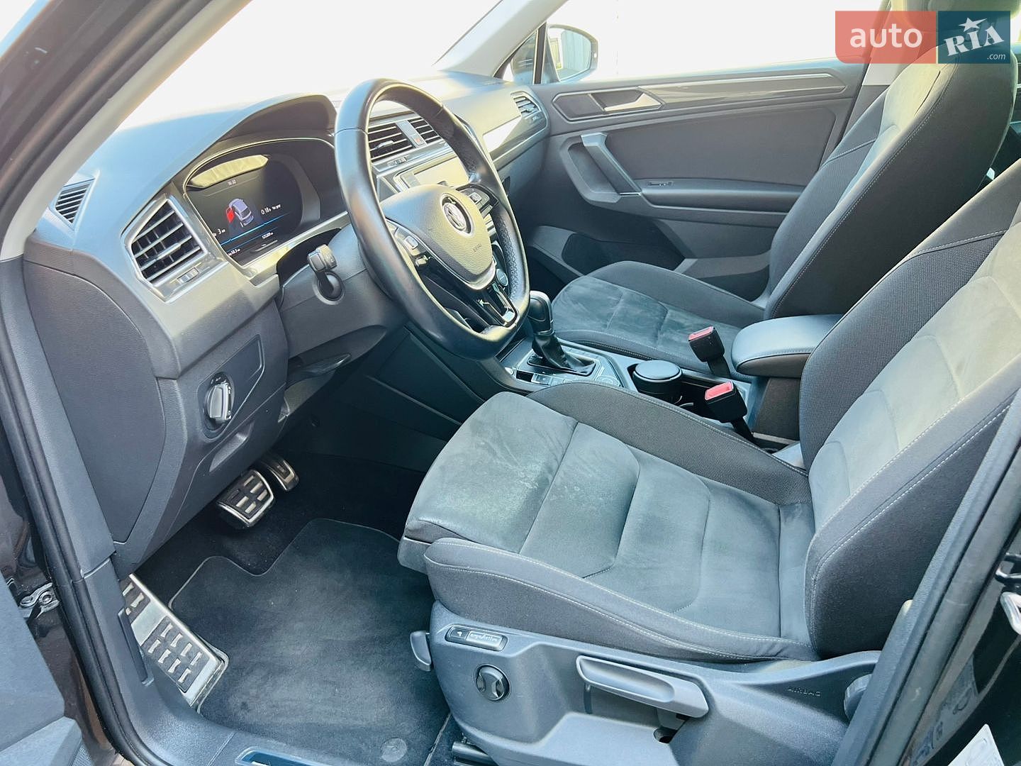 Volkswagen Tiguan 2016 VIN WVGZZZ5NZHW867811 фото оголошення 26 з 66