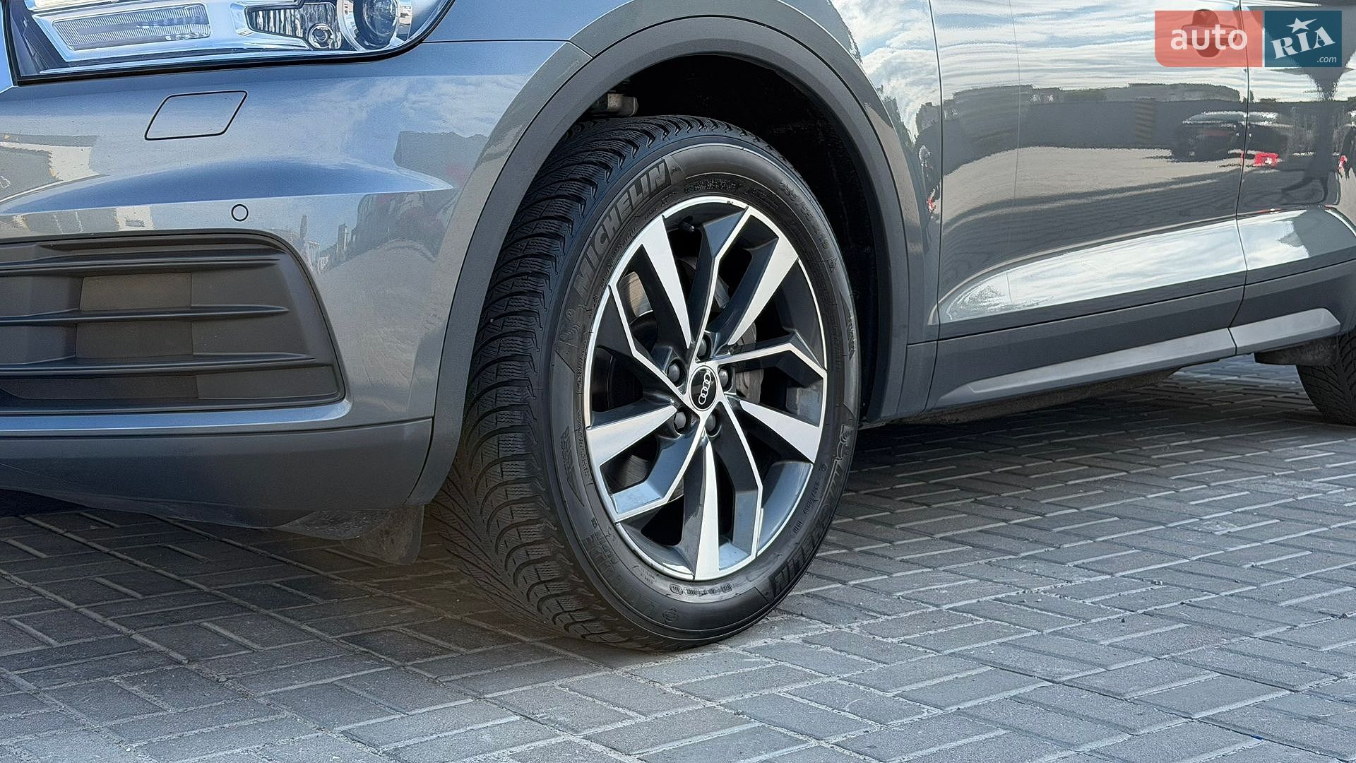 Audi Q5 2020 VIN WAUZZZFY1L2093423 фото оголошення 7 з 55
