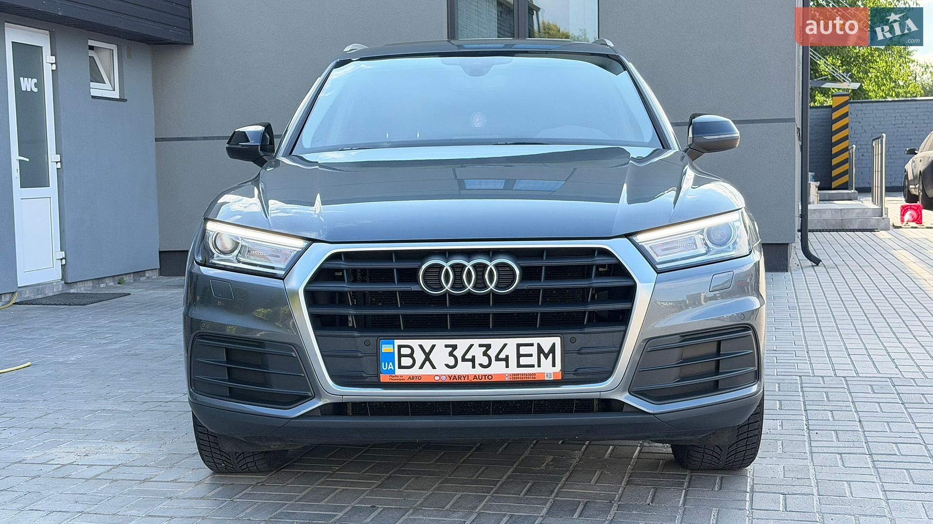 Audi Q5 2020 VIN WAUZZZFY1L2093423 фото оголошення 11 з 55