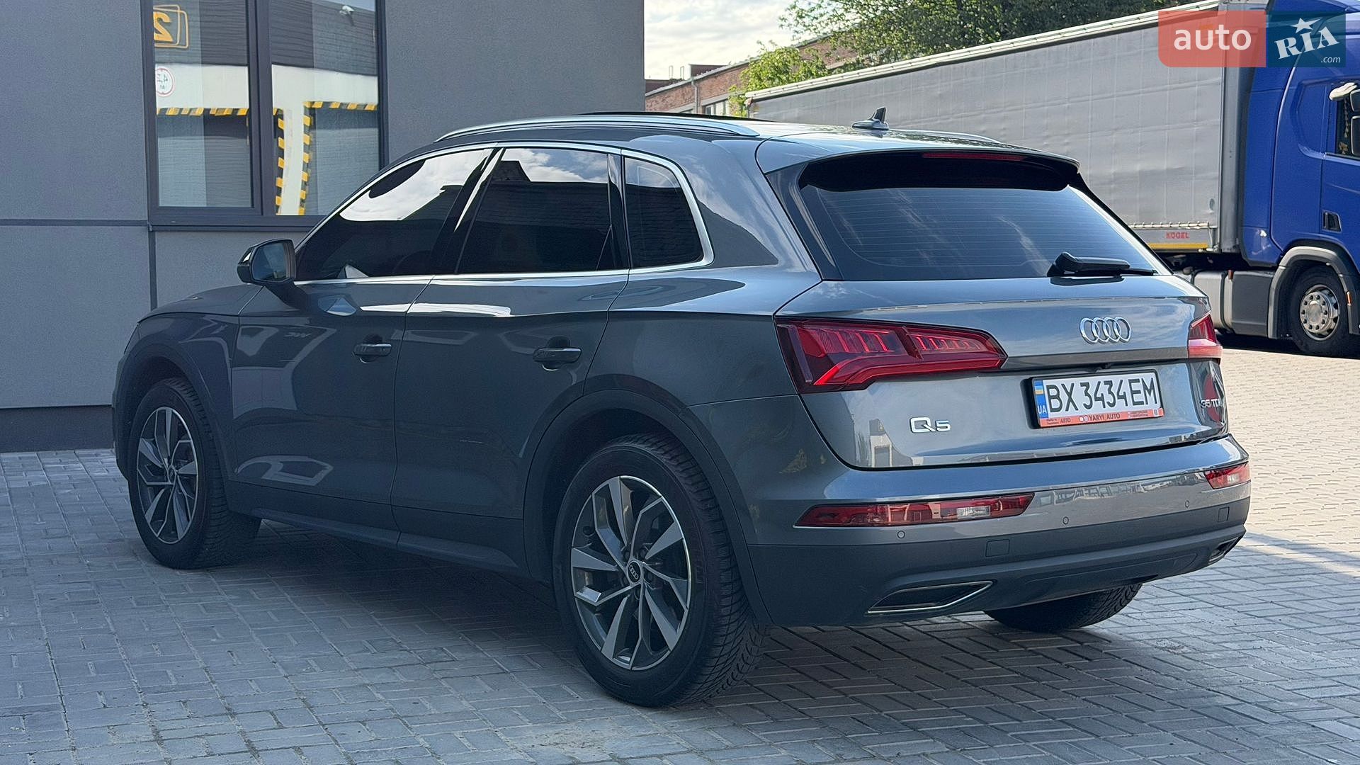 Audi Q5 2020 VIN WAUZZZFY1L2093423 фото оголошення 14 з 55