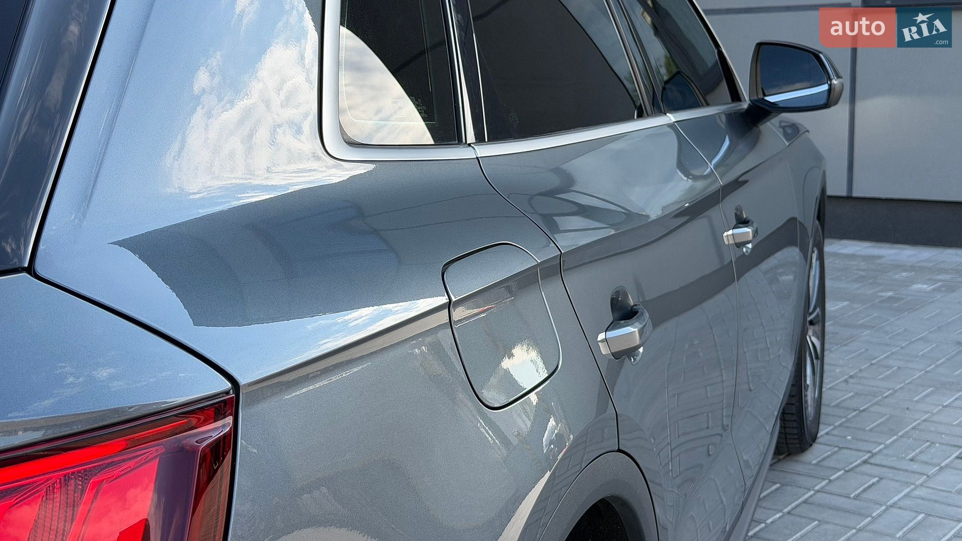 Audi Q5 2020 VIN WAUZZZFY1L2093423 фото оголошення 27 з 55