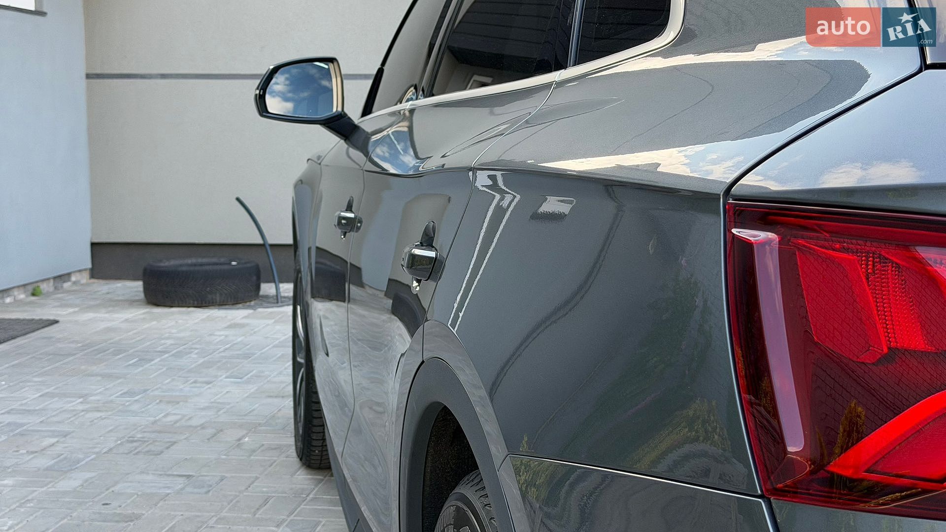 Audi Q5 2020 VIN WAUZZZFY1L2093423 фото оголошення 28 з 55