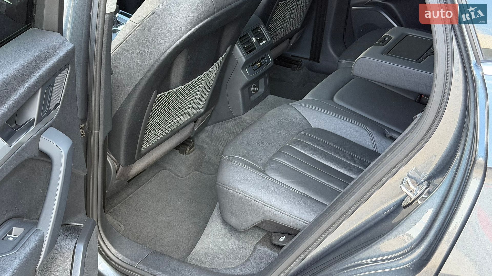 Audi Q5 2020 VIN WAUZZZFY1L2093423 фото оголошення 44 з 55