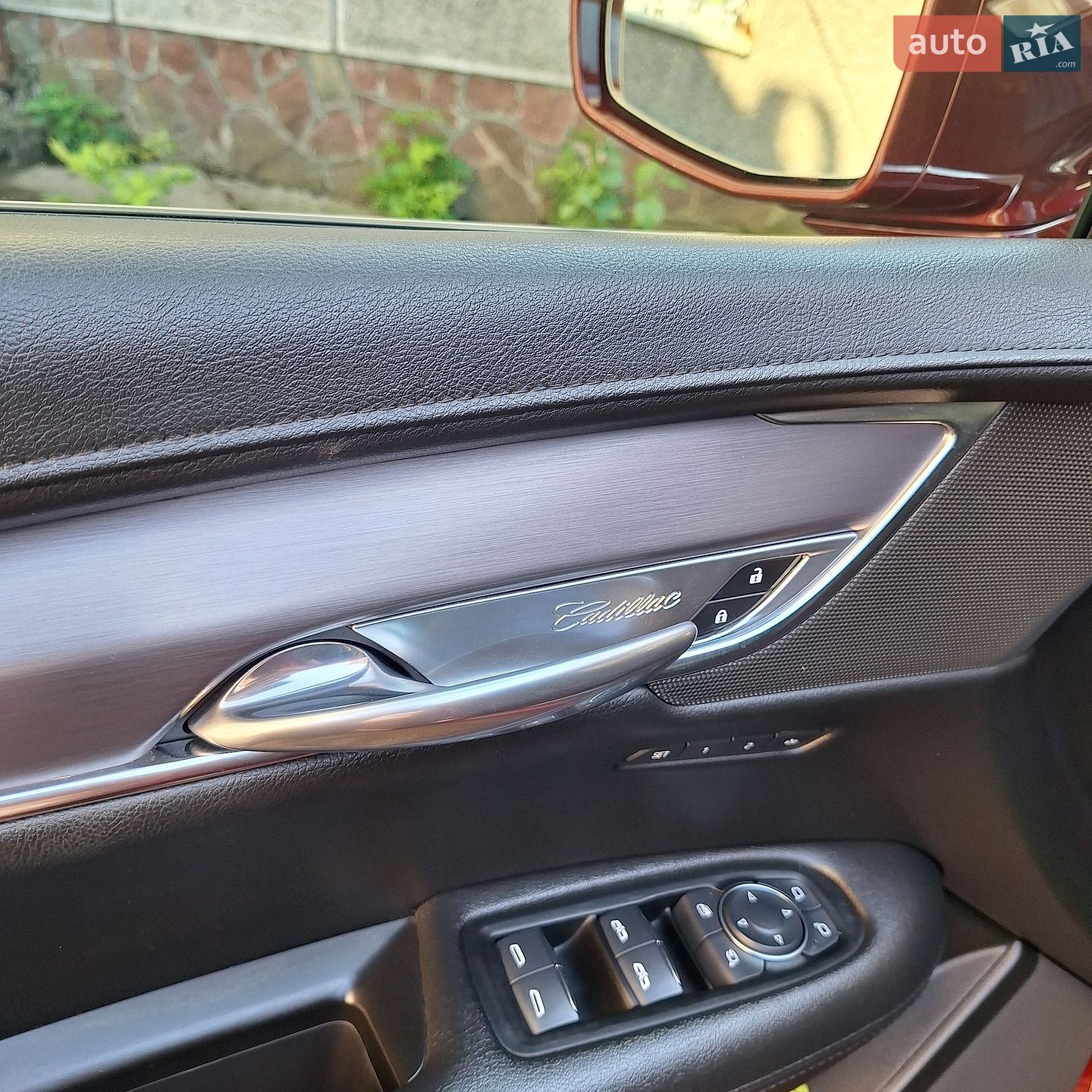 Cadillac XT5 2016 VIN 1GYKNBRS8HZ177634 фото оголошення 63 з 88