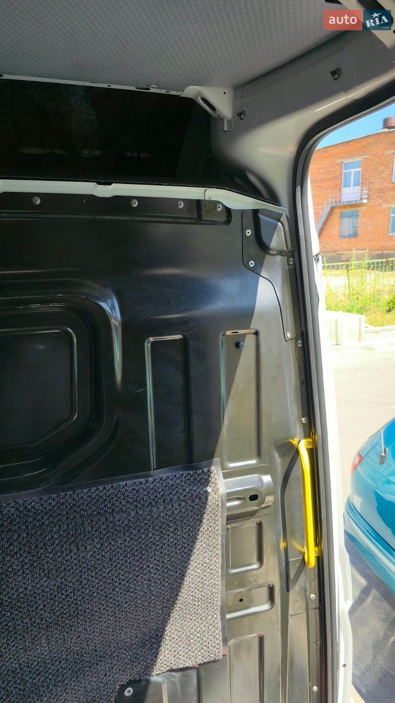 Volkswagen Crafter 2021 VIN WV1ZZZSYZM9059640 фото оголошення 30 з 35
