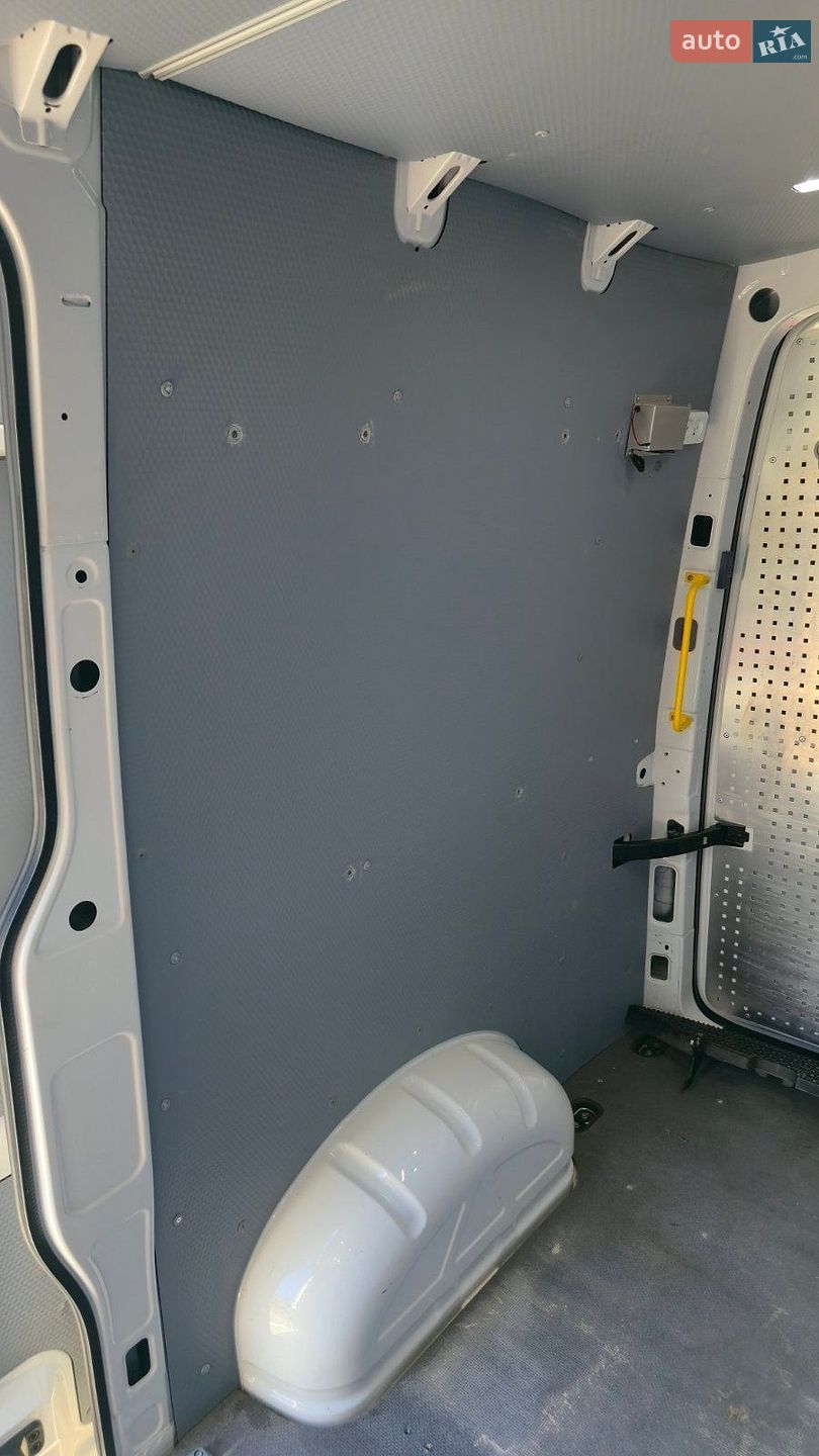 Volkswagen Crafter 2021 VIN WV1ZZZSYZM9059640 фото оголошення 31 з 35