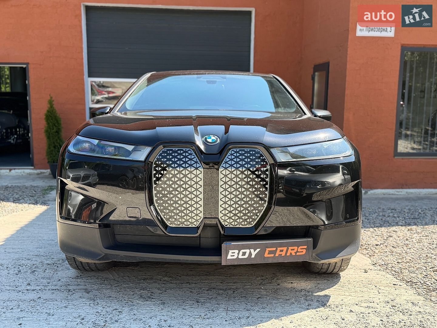 BMW iX 2023 VIN WB523CF06RCR12082 фото оголошення 2 з 16