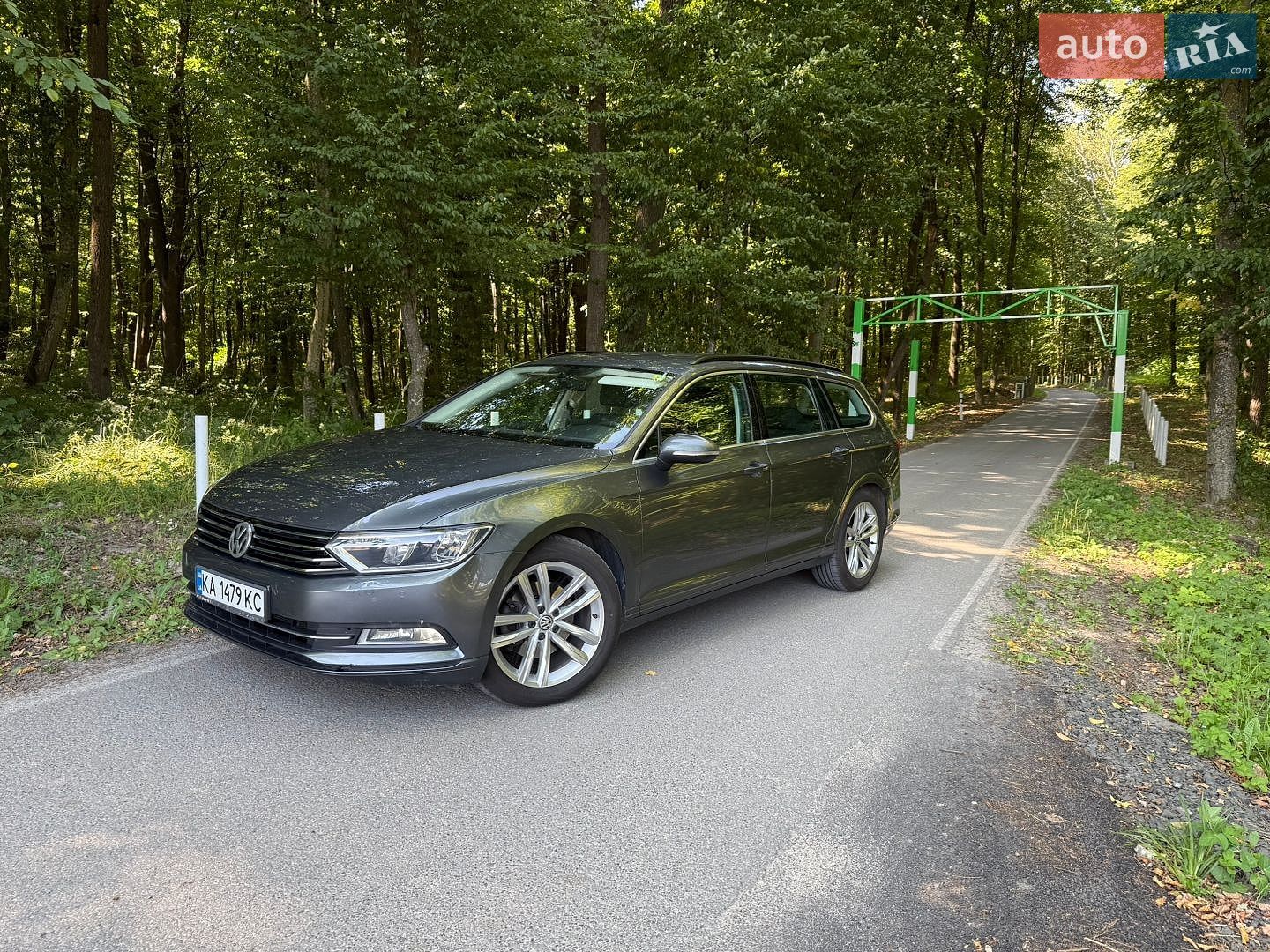 Volkswagen Passat 2017 VIN WVWZZZ3CZHP023265 фото оголошення 3 з 37