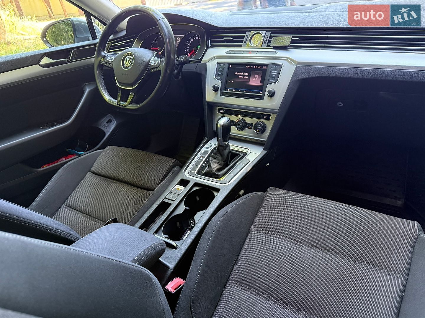 Volkswagen Passat 2017 VIN WVWZZZ3CZHP023265 фото оголошення 32 з 37