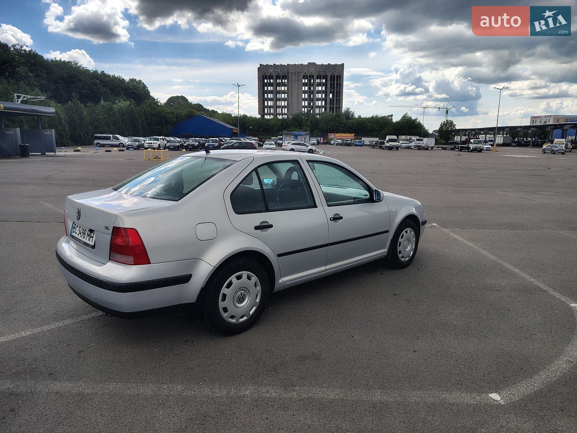 Volkswagen Bora 2000 VIN WVWZZZ1JZYW700196 фото оголошення 3 з 32