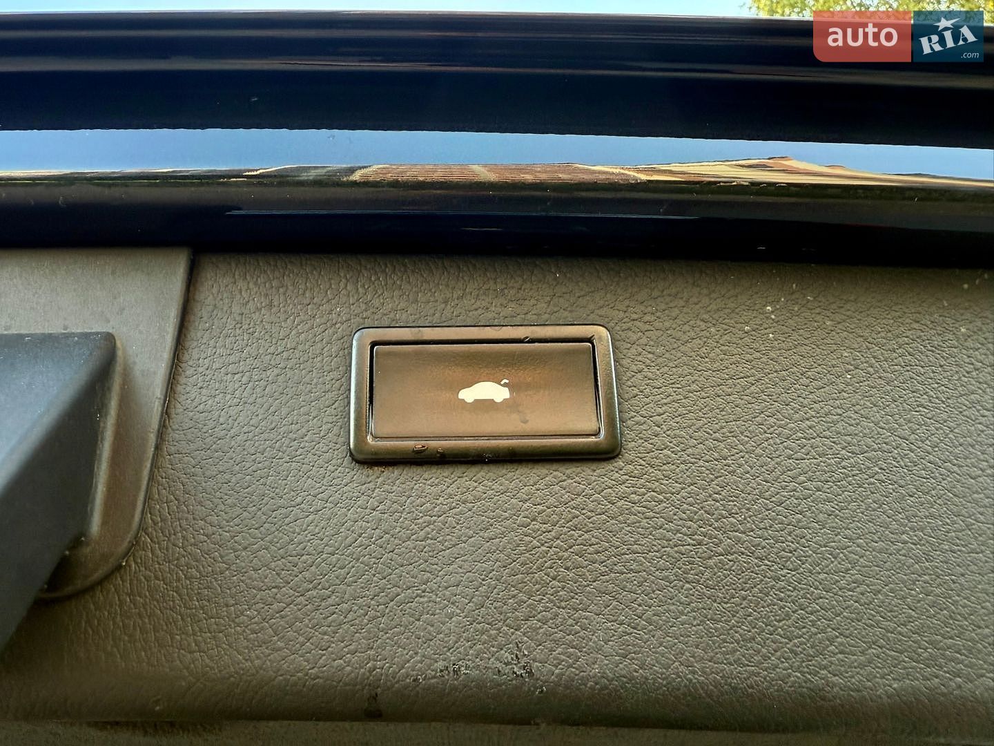 Audi A6 Allroad 2010 VIN WAUZZZ4F6BN000569 фото оголошення 44 з 51