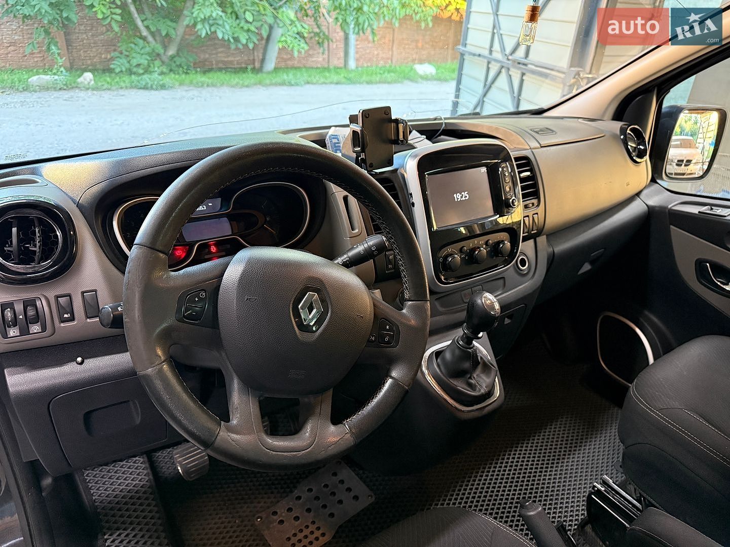 Renault Trafic 2016 VIN VF1JL000154353602 фото оголошення 11 з 20