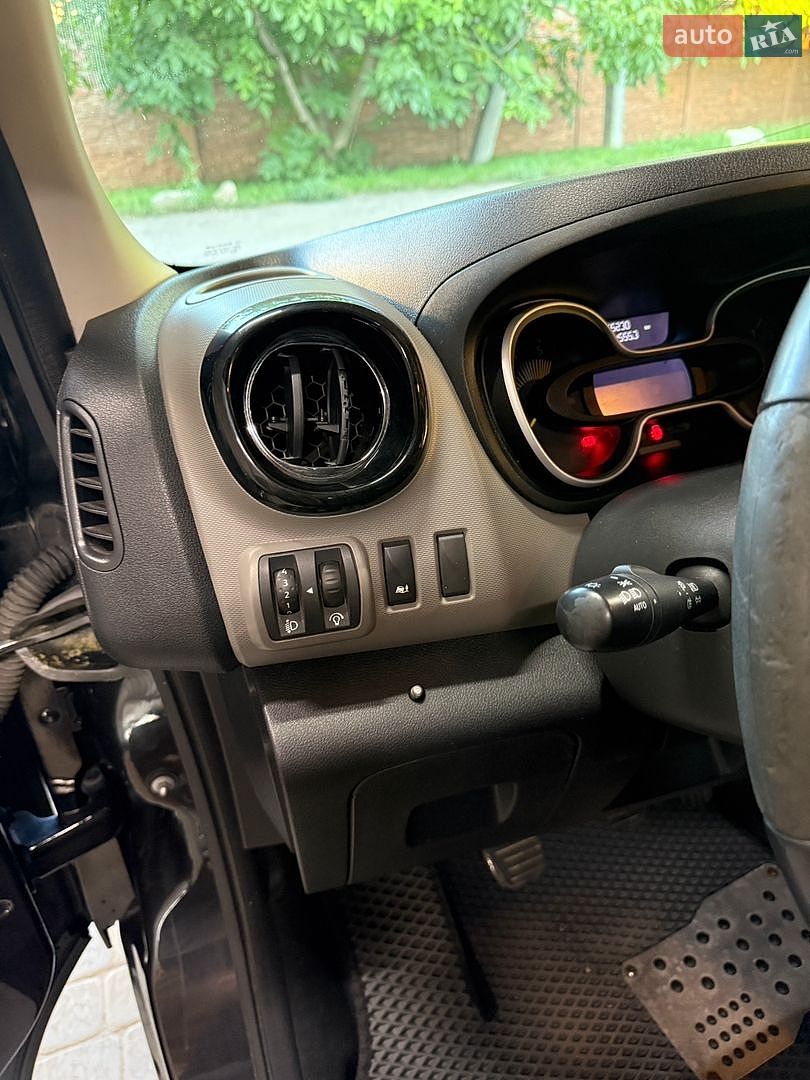 Renault Trafic 2016 VIN VF1JL000154353602 фото оголошення 10 з 20
