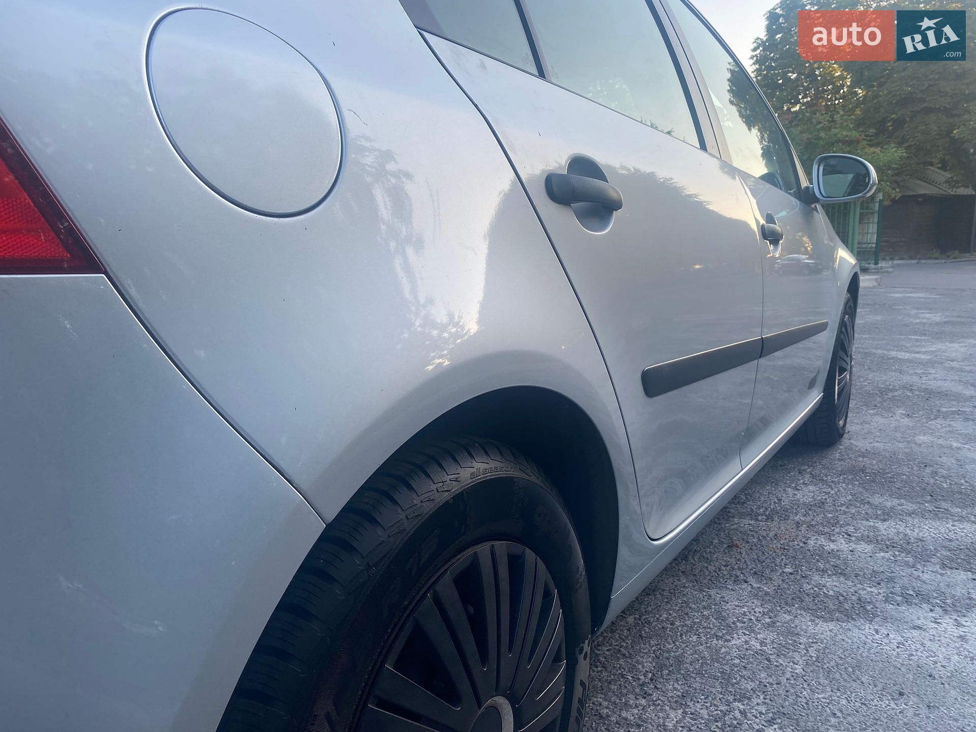 Volkswagen Golf 2005 VIN WVWZZZ1KZ6P003661 фото оголошення 12 з 41