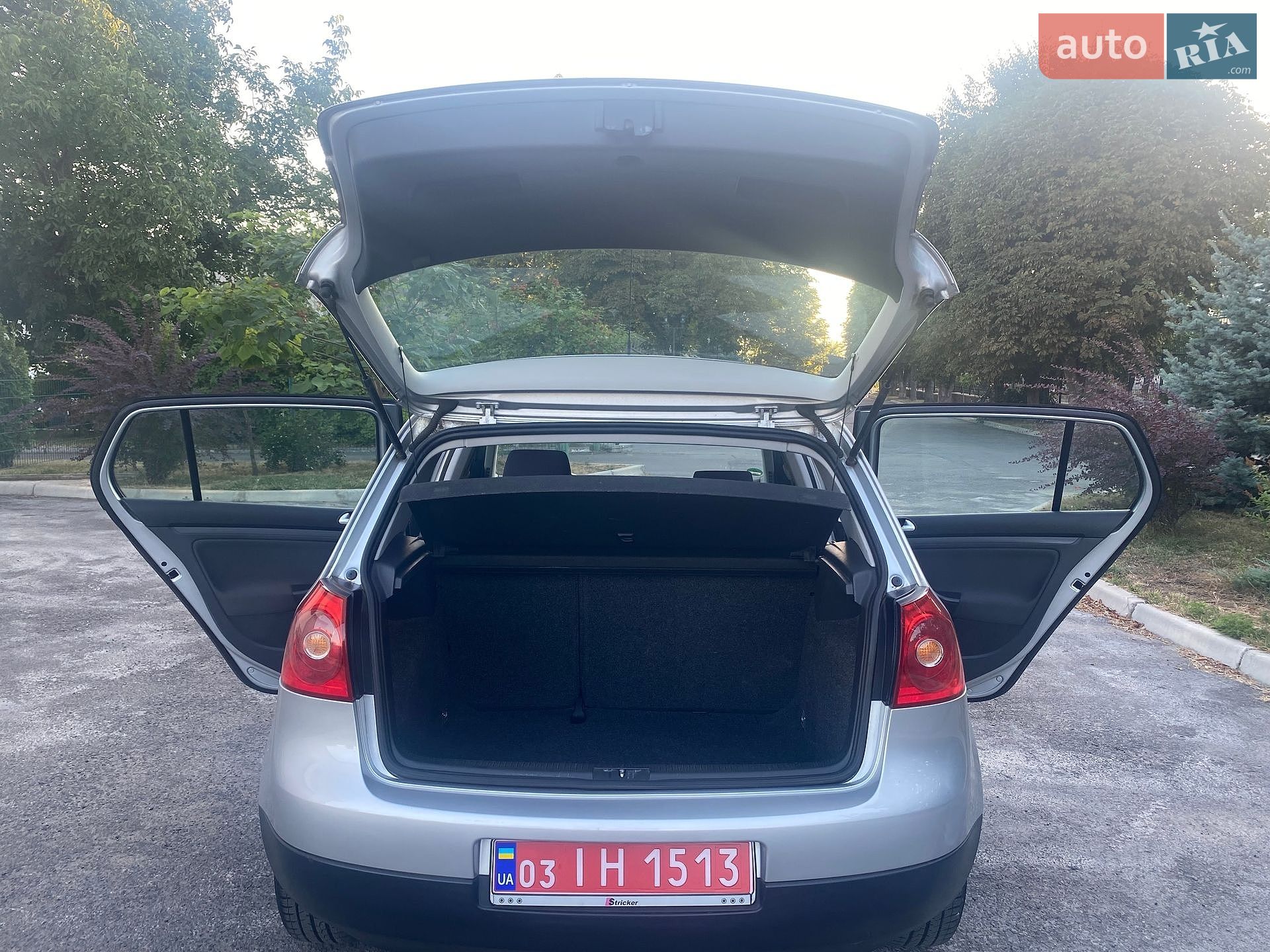 Volkswagen Golf 2005 VIN WVWZZZ1KZ6P003661 фото оголошення 25 з 41