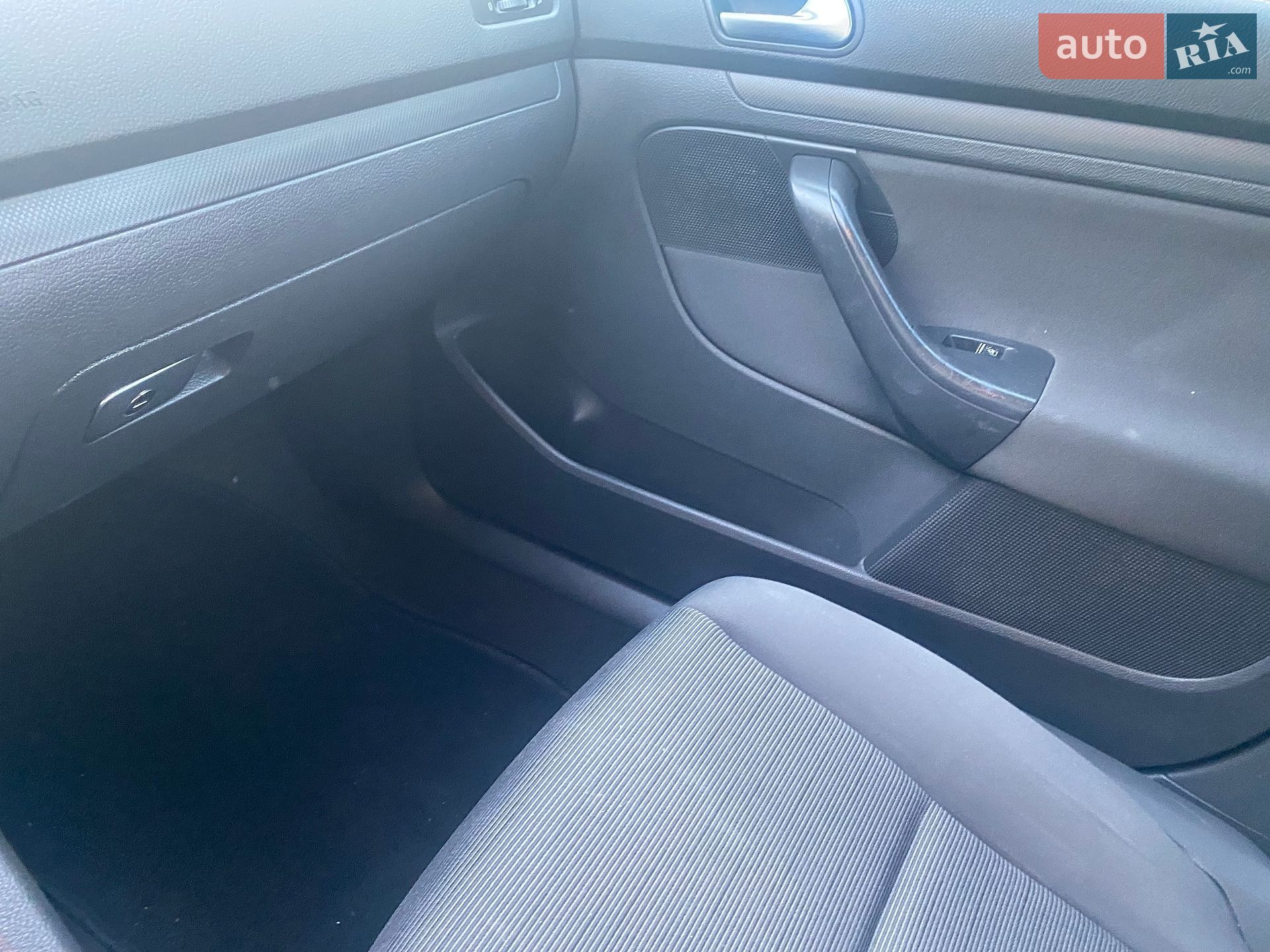 Volkswagen Golf 2005 VIN WVWZZZ1KZ6P003661 фото оголошення 37 з 41