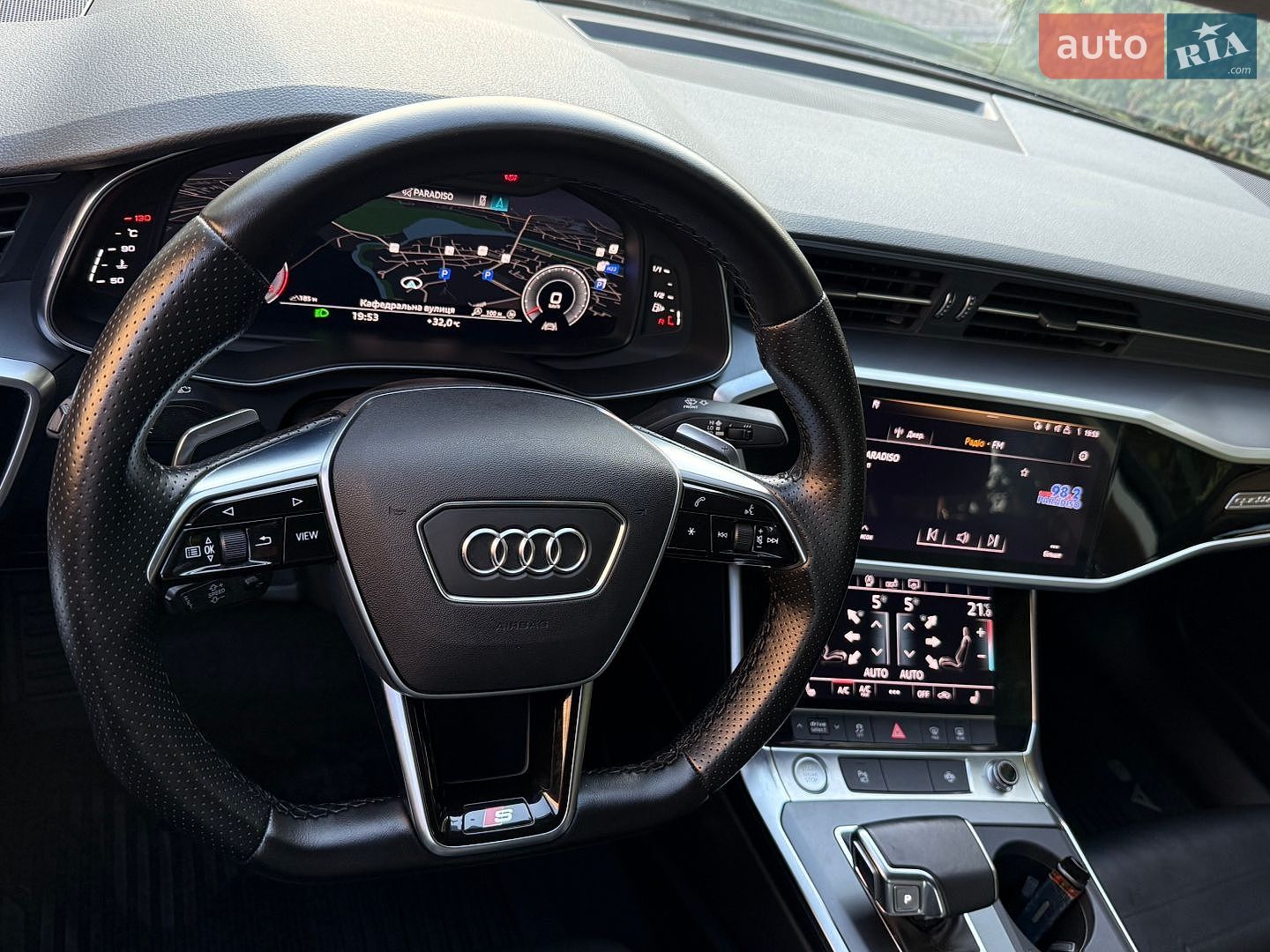 Audi A6 2019 VIN WAUZZZF25LN025927 фото оголошення 2 з 22