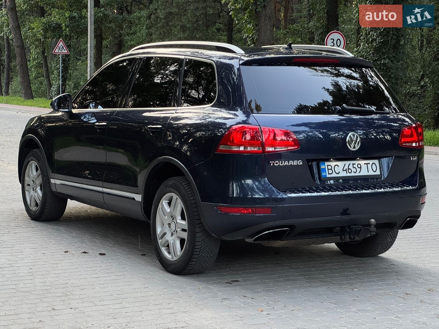 Volkswagen Touareg 2011 VIN WVGFK9BPXCD000812 фото оголошення 4 з 22