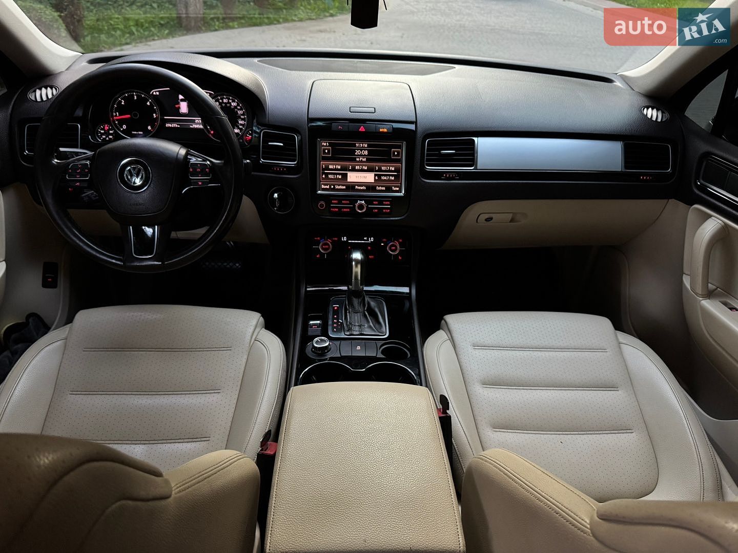 Volkswagen Touareg 2011 VIN WVGFK9BPXCD000812 фото оголошення 21 з 22