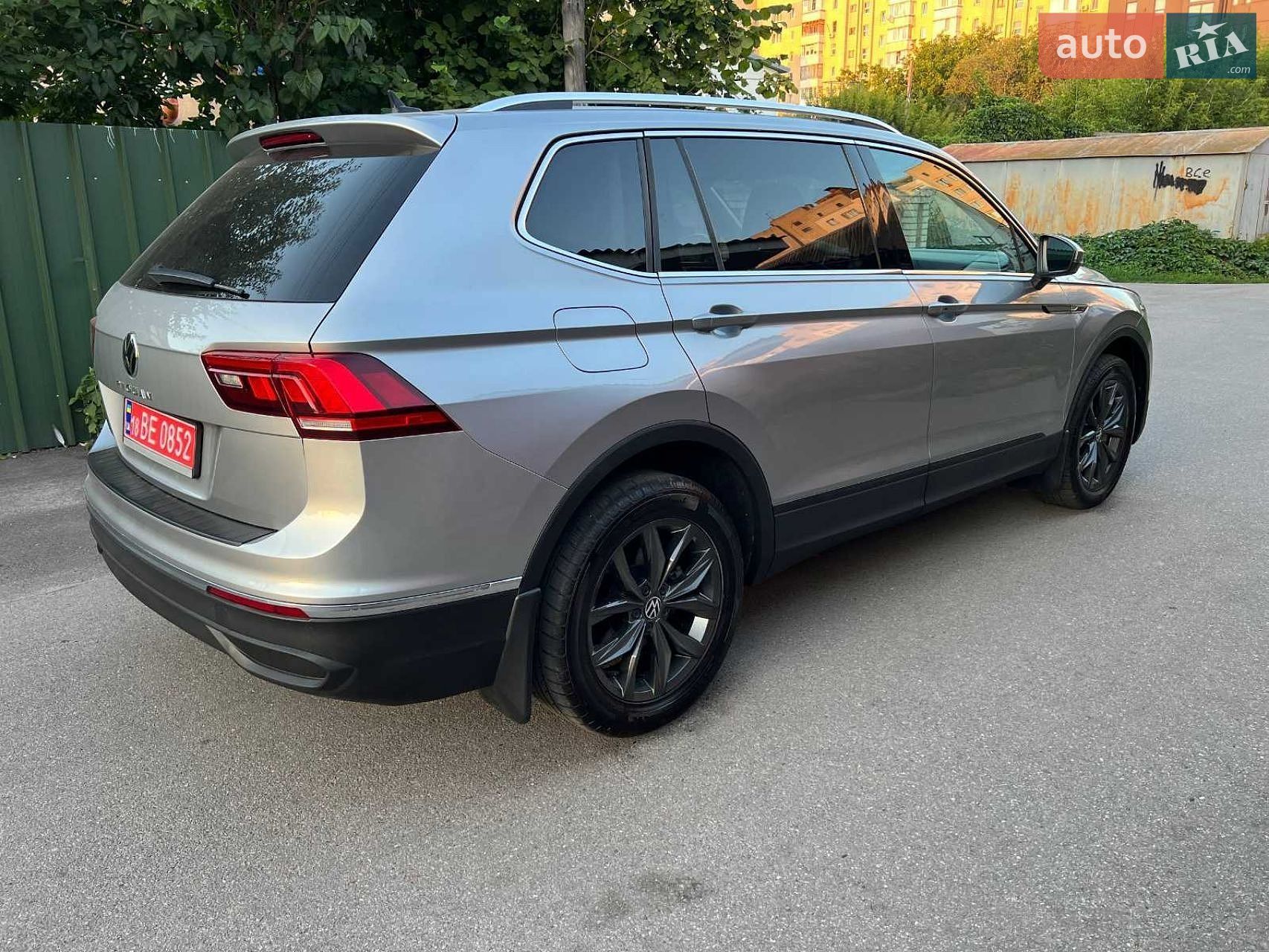 Volkswagen Tiguan Allspace 2022 VIN 3VV3B7AXXNM173901 фото оголошення 4 з 16
