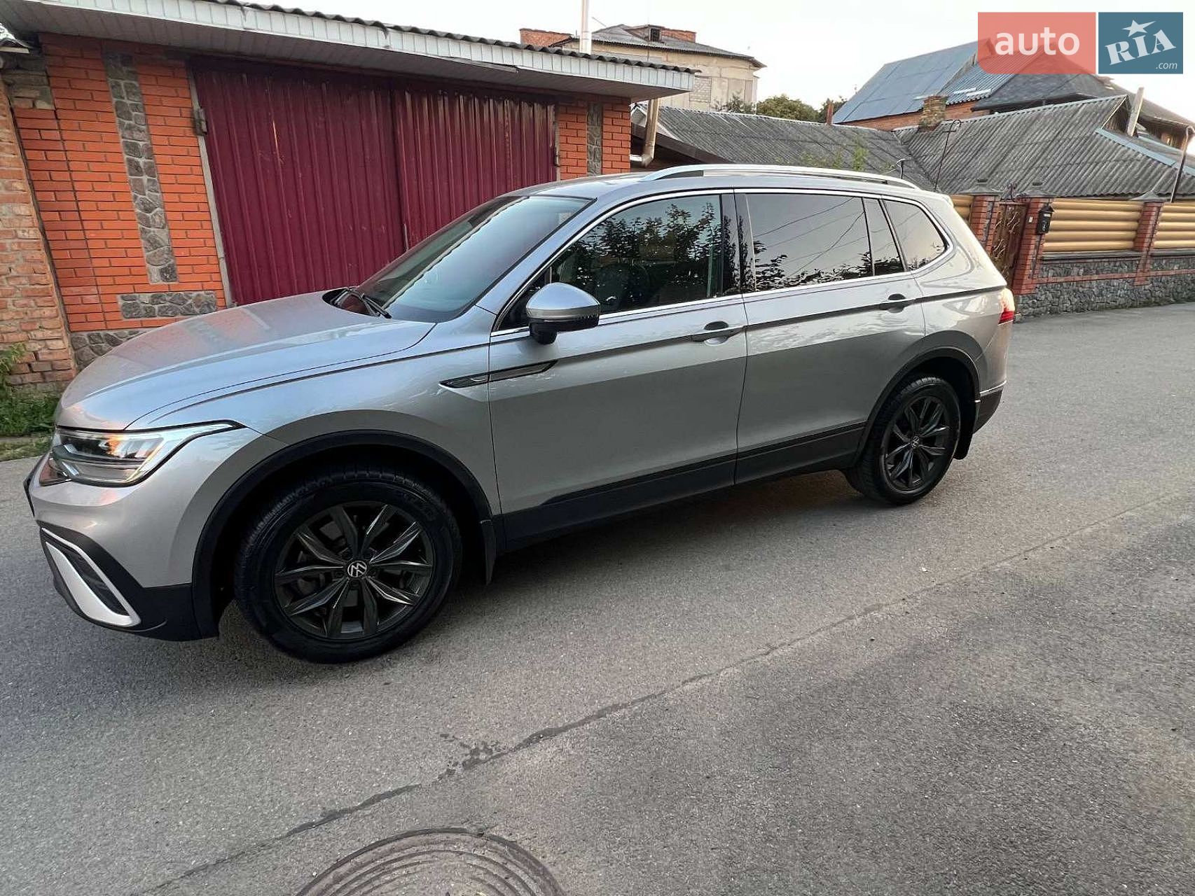 Volkswagen Tiguan Allspace 2022 VIN 3VV3B7AXXNM173901 фото оголошення 3 з 16