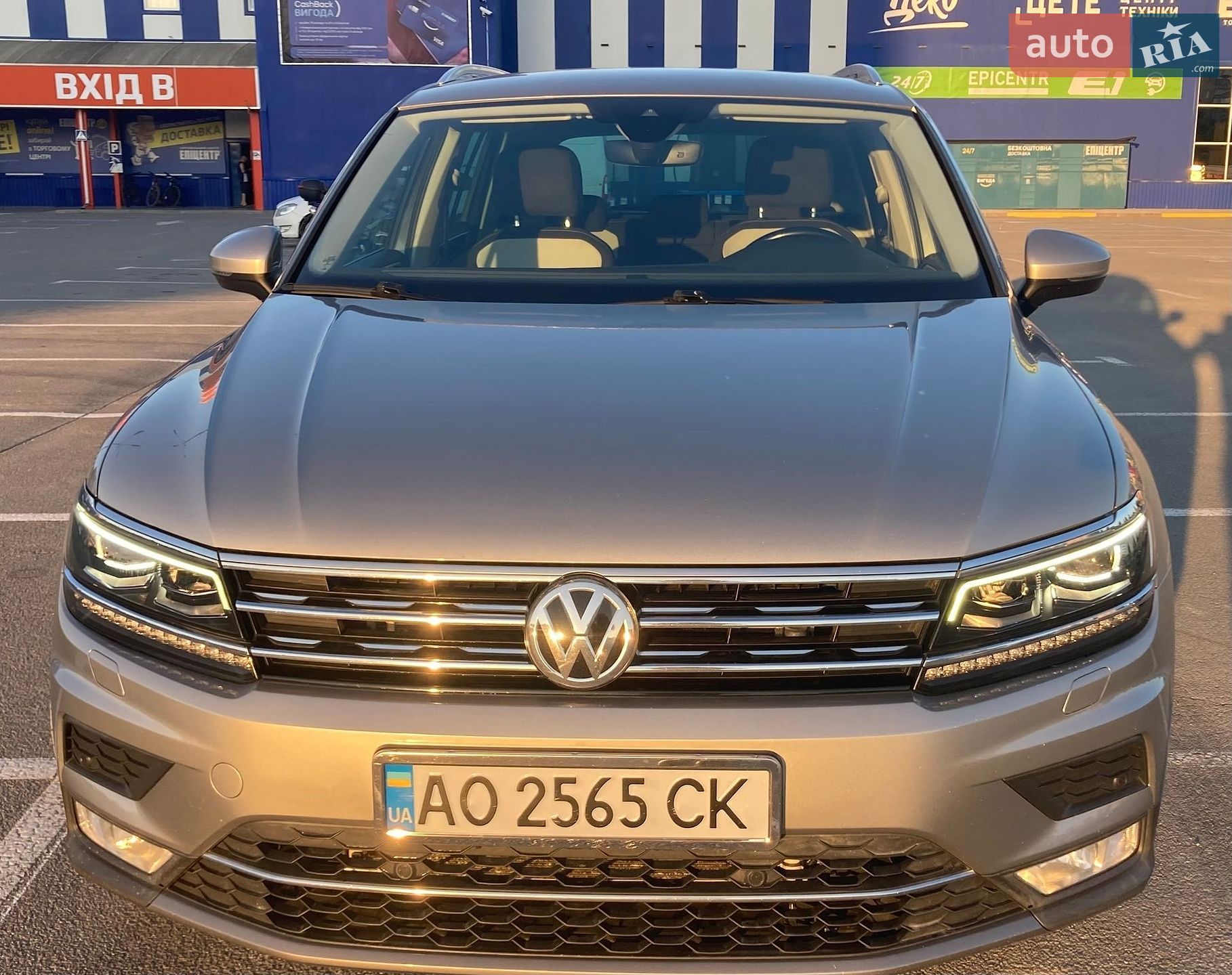 Volkswagen Tiguan 2017 VIN WVGZZZ5NZHW908440 фото оголошення 3 з 32