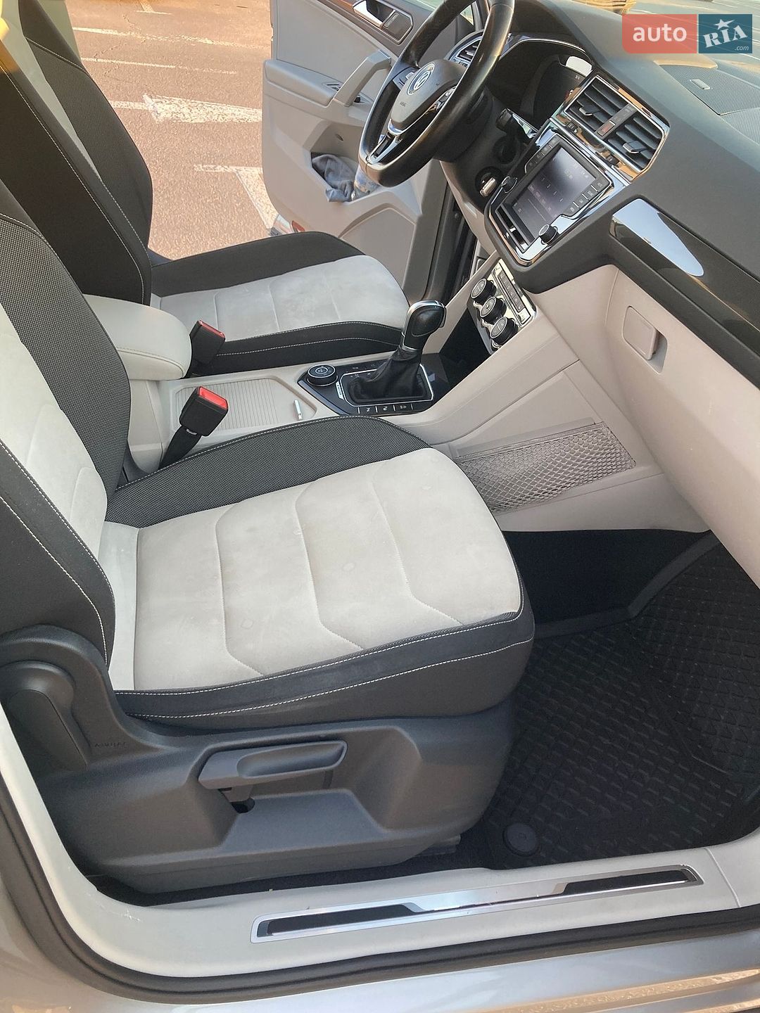 Volkswagen Tiguan 2017 VIN WVGZZZ5NZHW908440 фото оголошення 23 з 32