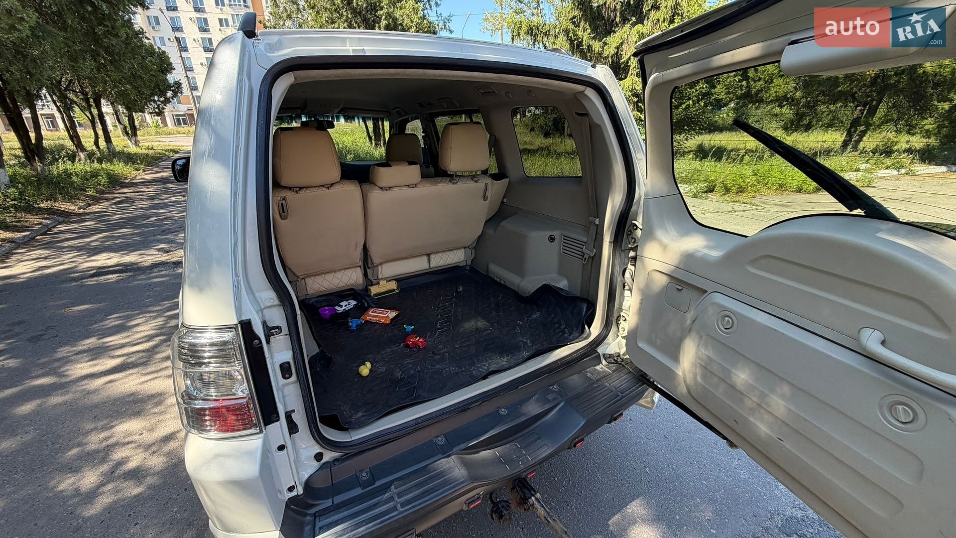 Mitsubishi Pajero 2007 VIN JMYLRV93W7J718972 фото оголошення 7 з 15