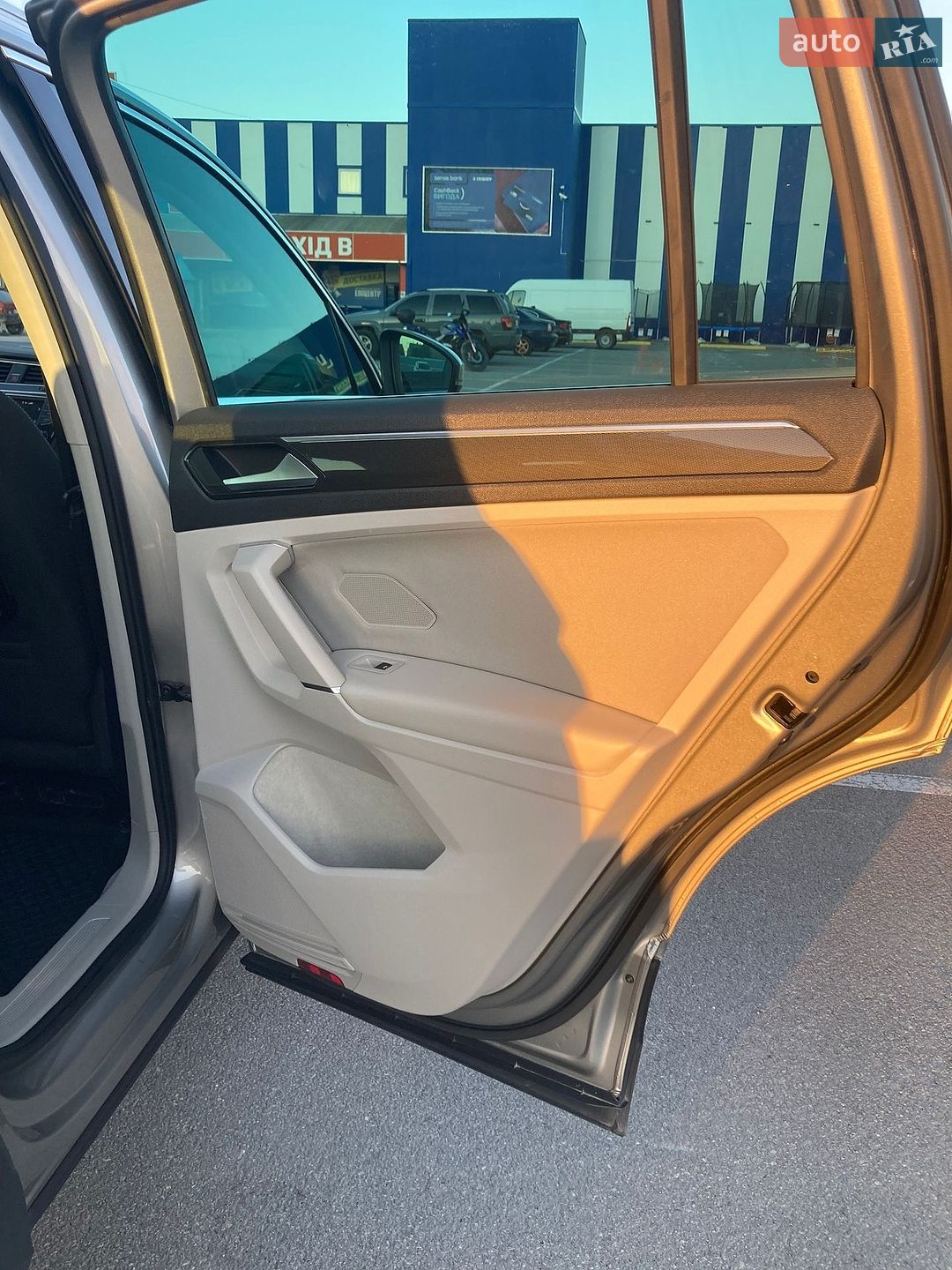 Volkswagen Tiguan 2017 VIN WVGZZZ5NZHW908440 фото оголошення 29 з 32