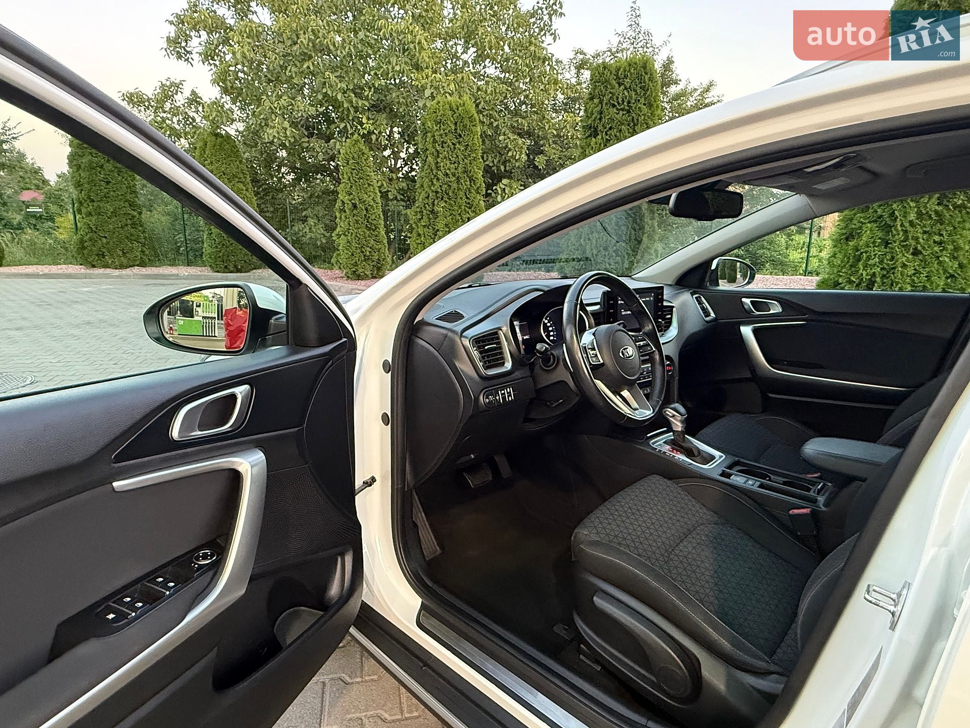 Kia XCeed 2020 VIN U5YH4F14GLL045511 фото оголошення 32 з 49