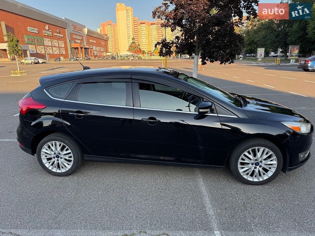 Ford Focus 2017 VIN 1FADP3N27HL320439 фото оголошення 17 з 23