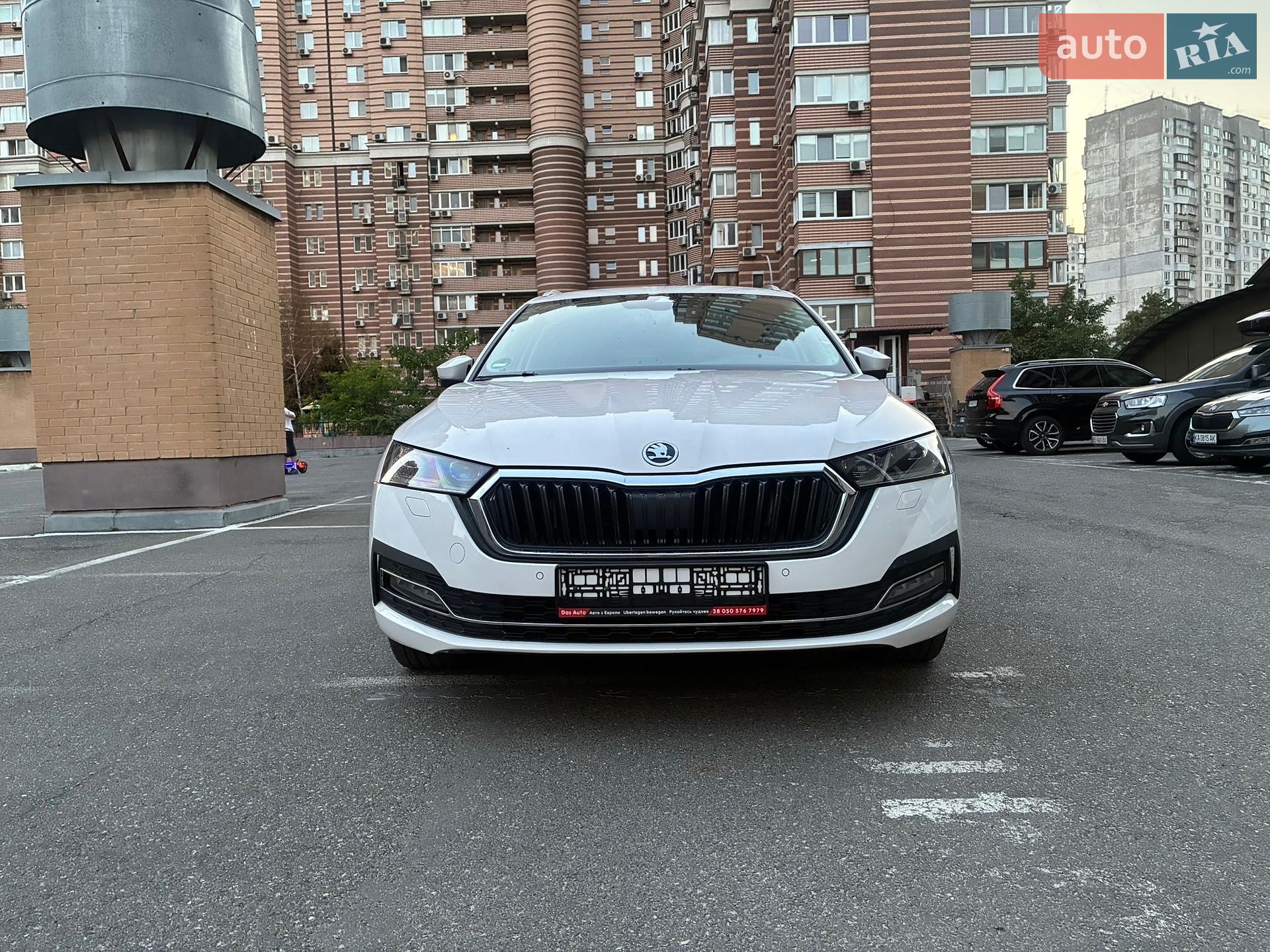 Skoda Octavia 2022 VIN TMBJJ0NXXNY063400 фото оголошення 2 з 149