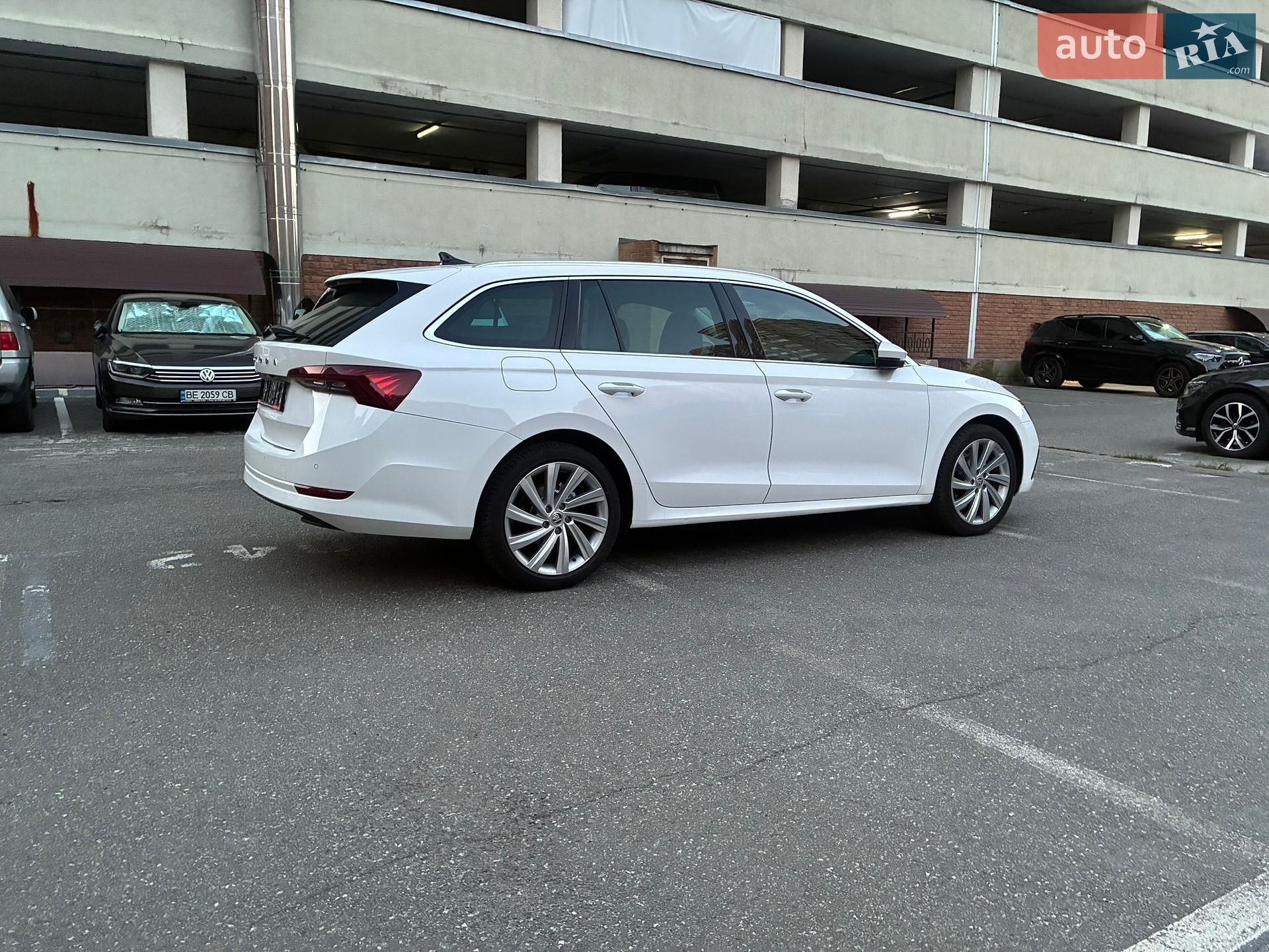 Skoda Octavia 2022 VIN TMBJJ0NXXNY063400 фото оголошення 11 з 149