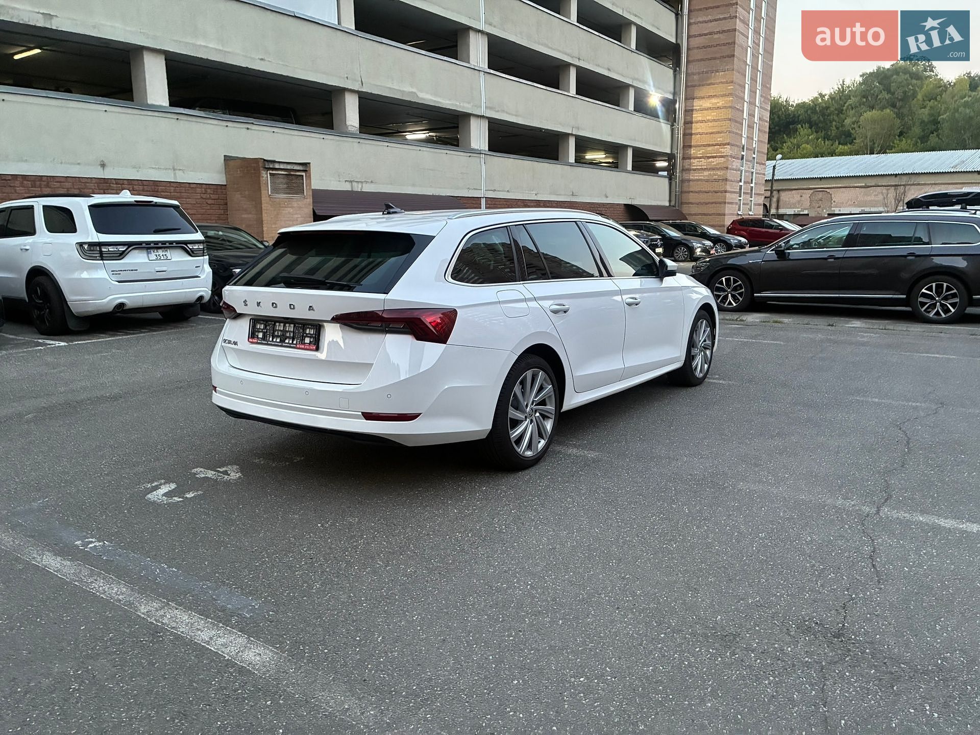 Skoda Octavia 2022 VIN TMBJJ0NXXNY063400 фото оголошення 13 з 149