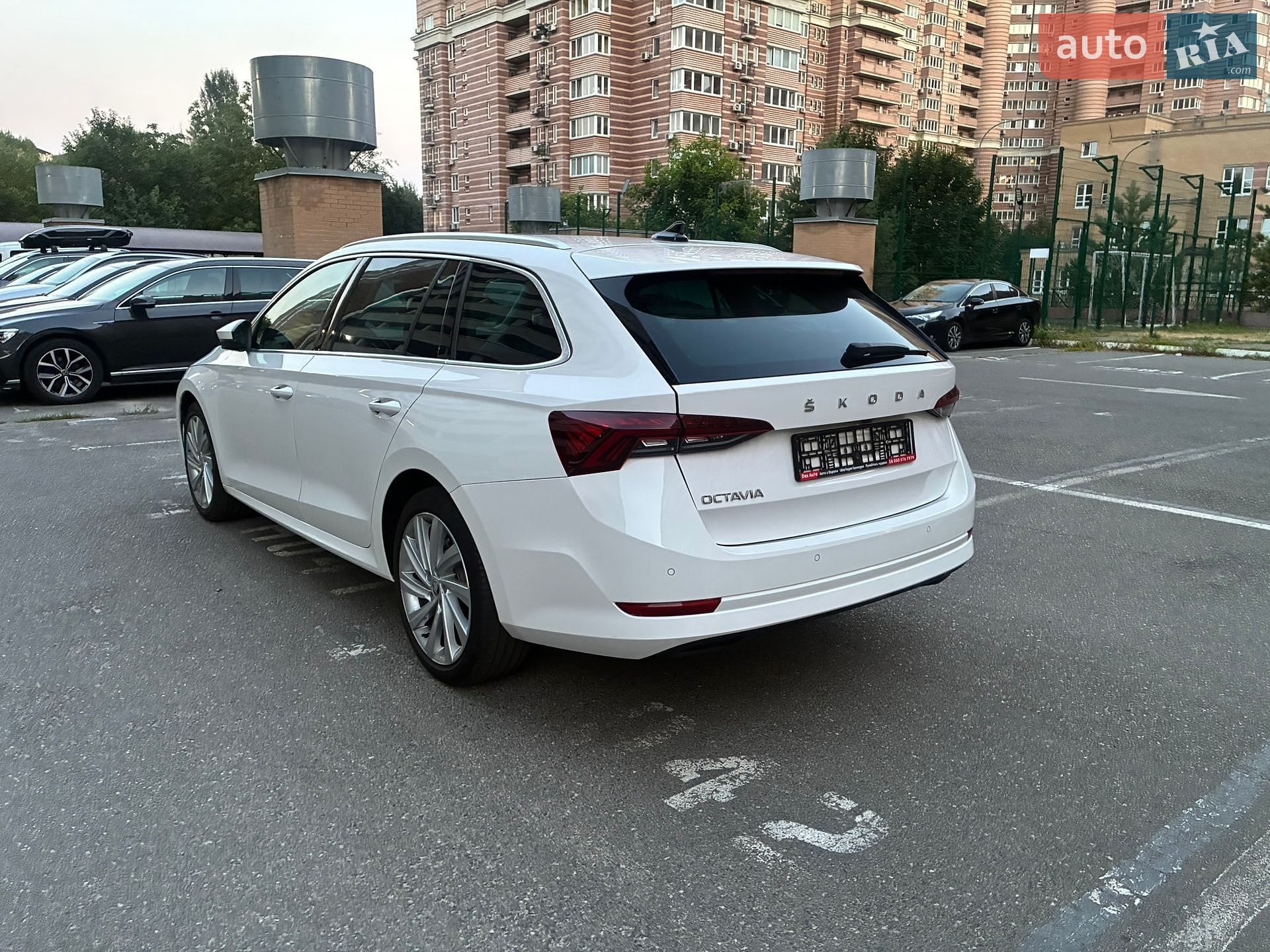 Skoda Octavia 2022 VIN TMBJJ0NXXNY063400 фото оголошення 18 з 149