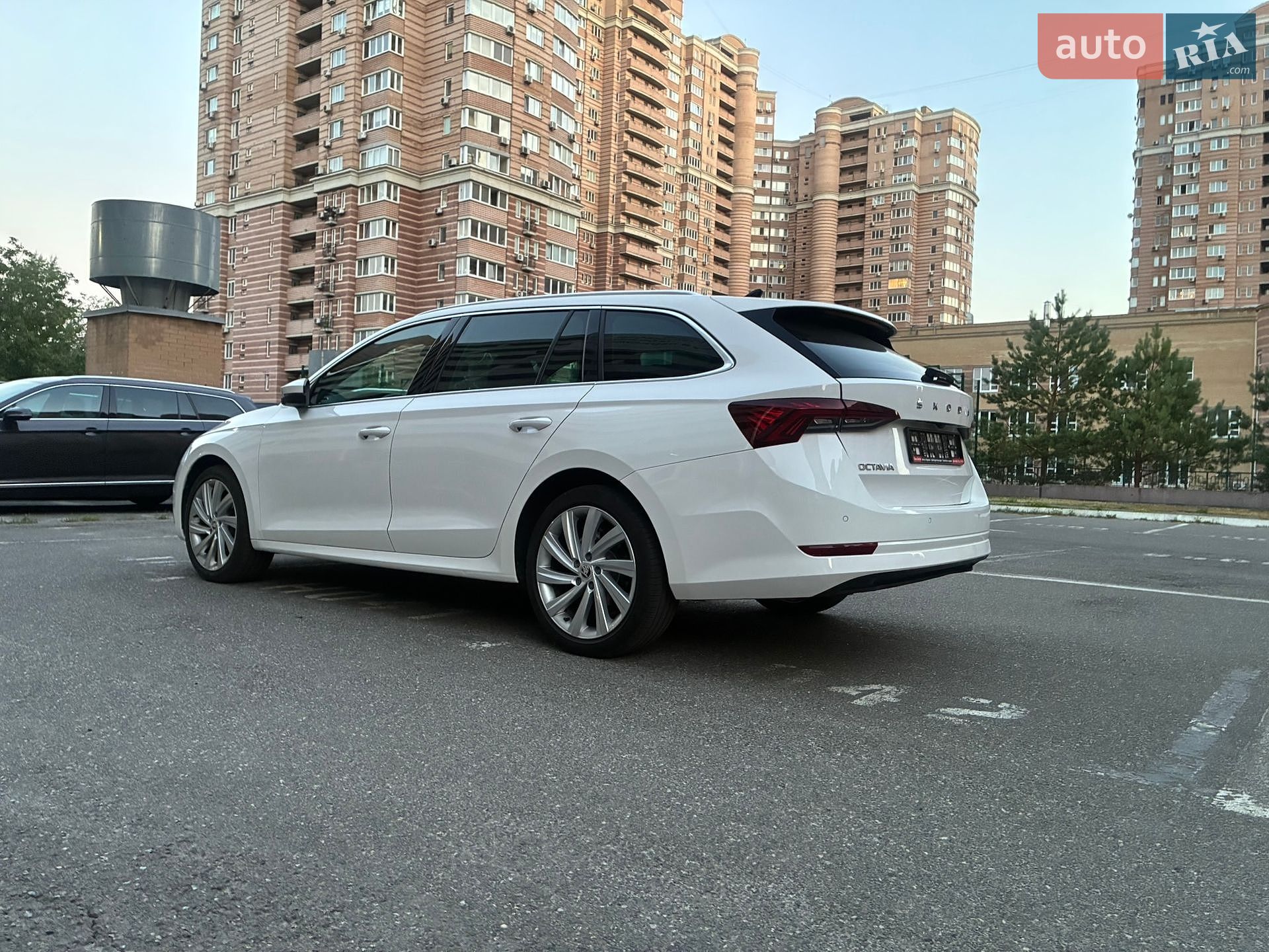 Skoda Octavia 2022 VIN TMBJJ0NXXNY063400 фото оголошення 19 з 149