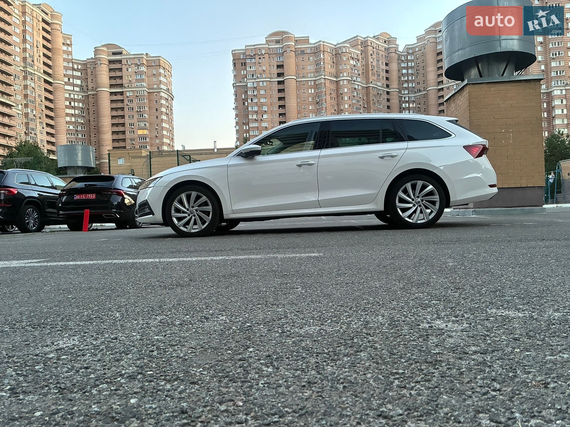 Skoda Octavia 2022 VIN TMBJJ0NXXNY063400 фото оголошення 23 з 149