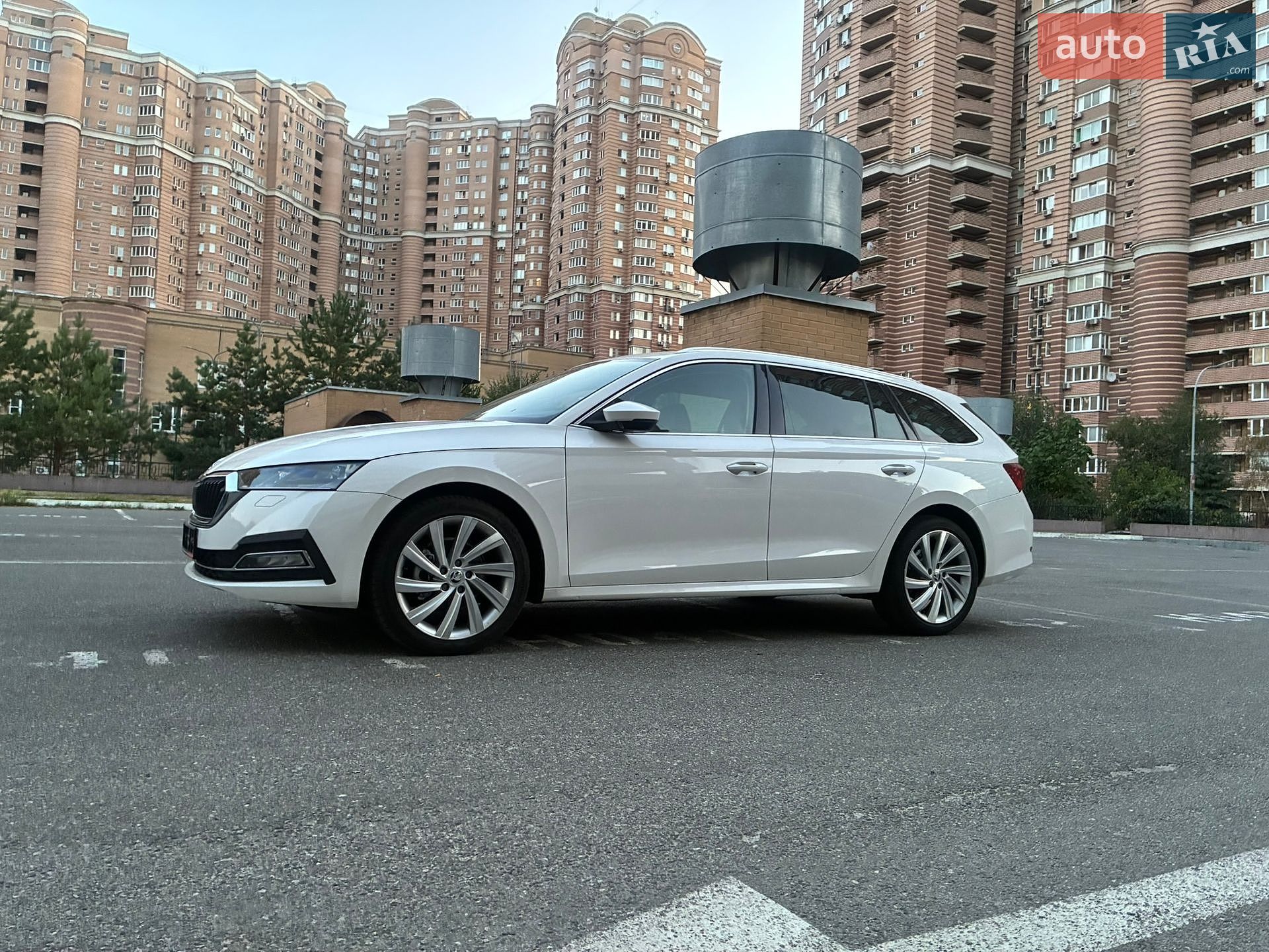 Skoda Octavia 2022 VIN TMBJJ0NXXNY063400 фото оголошення 27 з 149