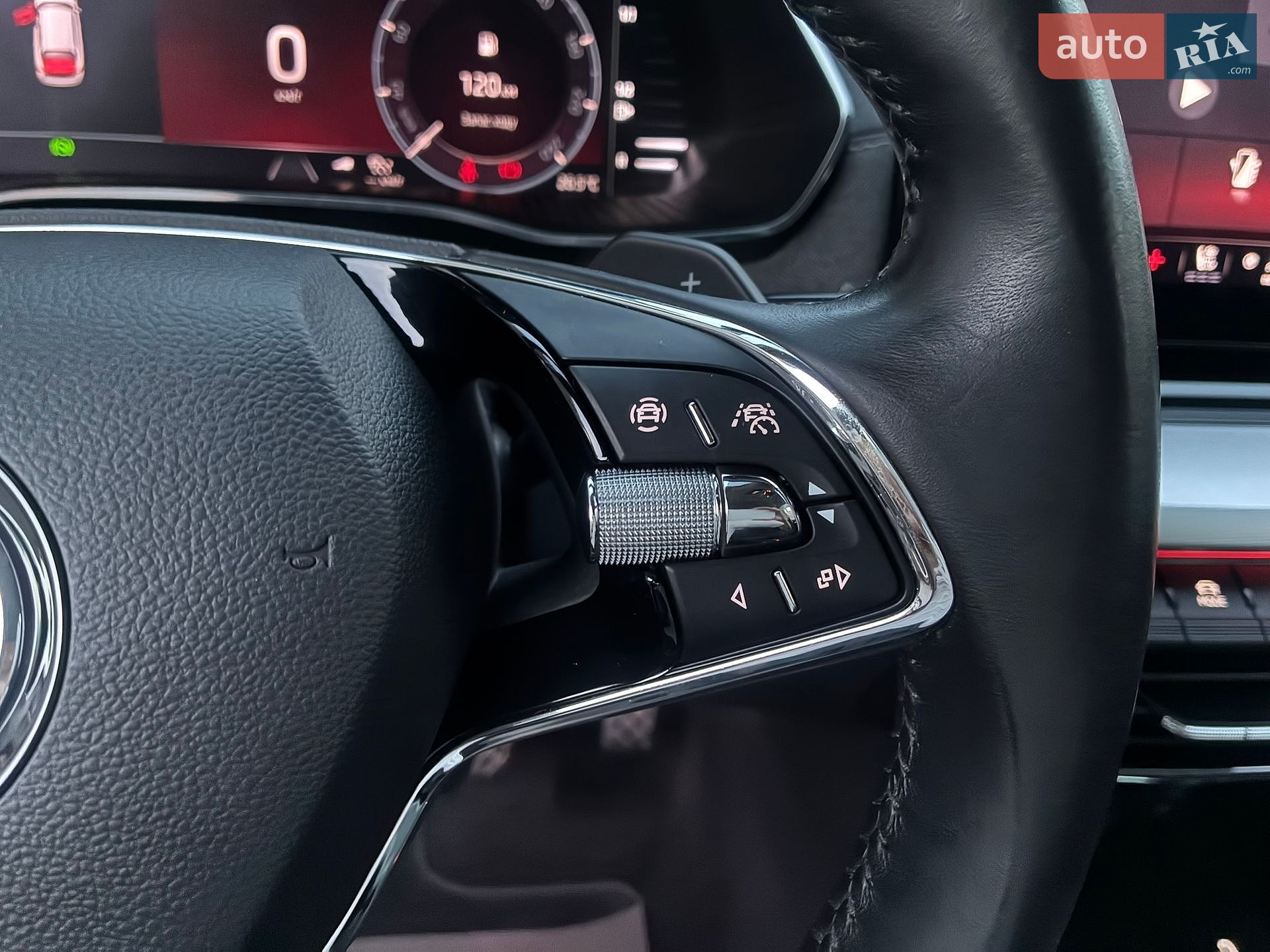 Skoda Octavia 2022 VIN TMBJJ0NXXNY063400 фото оголошення 72 з 149