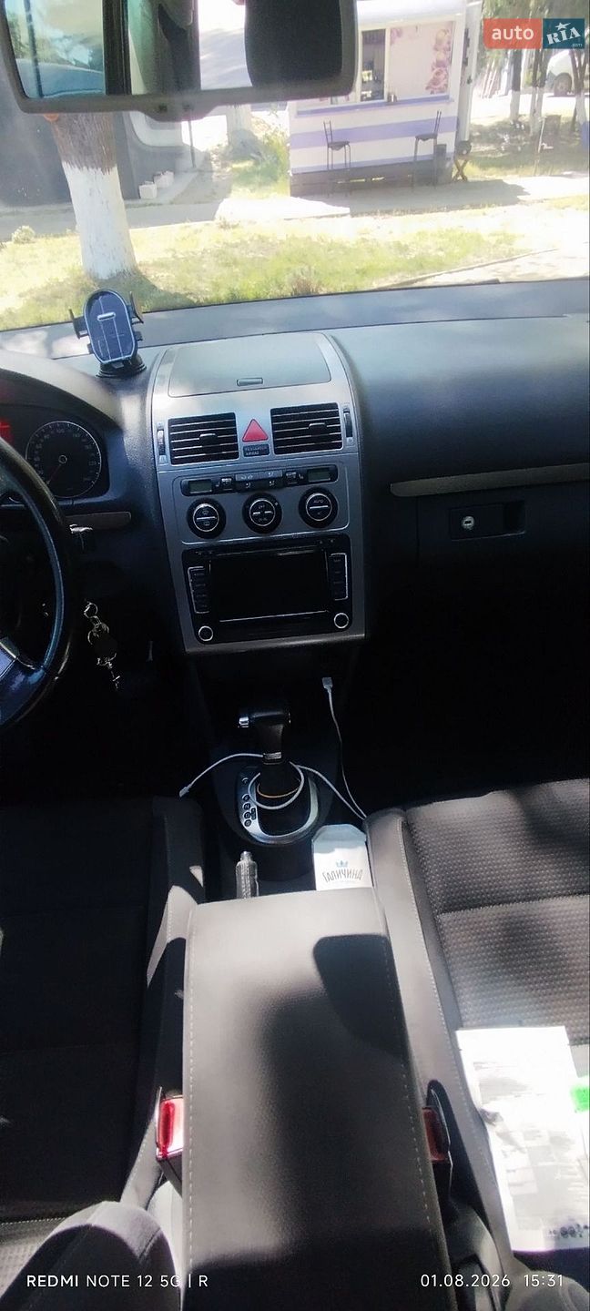 Volkswagen Touran 2010 VIN WVGZZZ1TZAW101726 фото оголошення 11 з 27