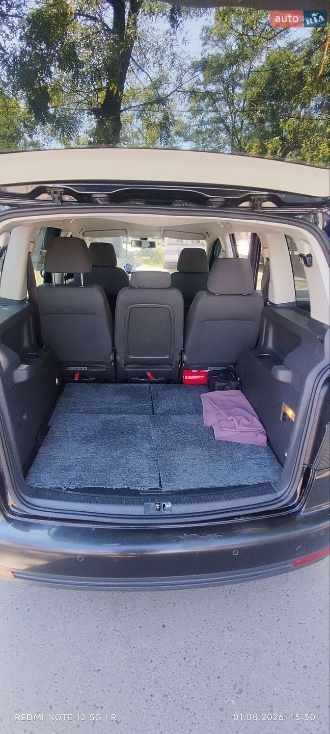Volkswagen Touran 2010 VIN WVGZZZ1TZAW101726 фото оголошення 12 з 27