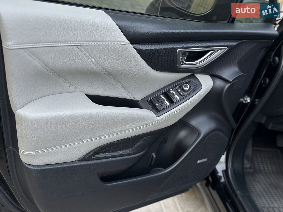 Subaru Forester 2019 VIN JF2SKAUC7KH573335 фото оголошення 6 з 19