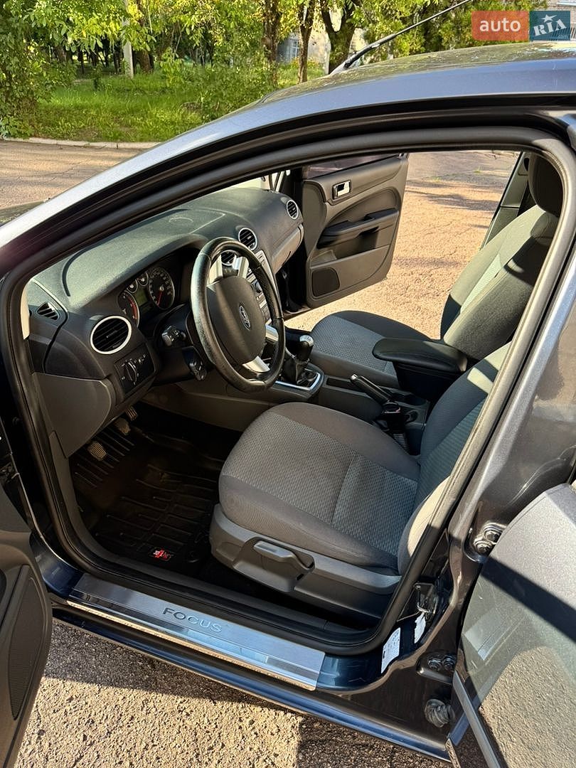 Ford Focus 2007 VIN WF05XXGCD57K85640 фото оголошення 13 з 20