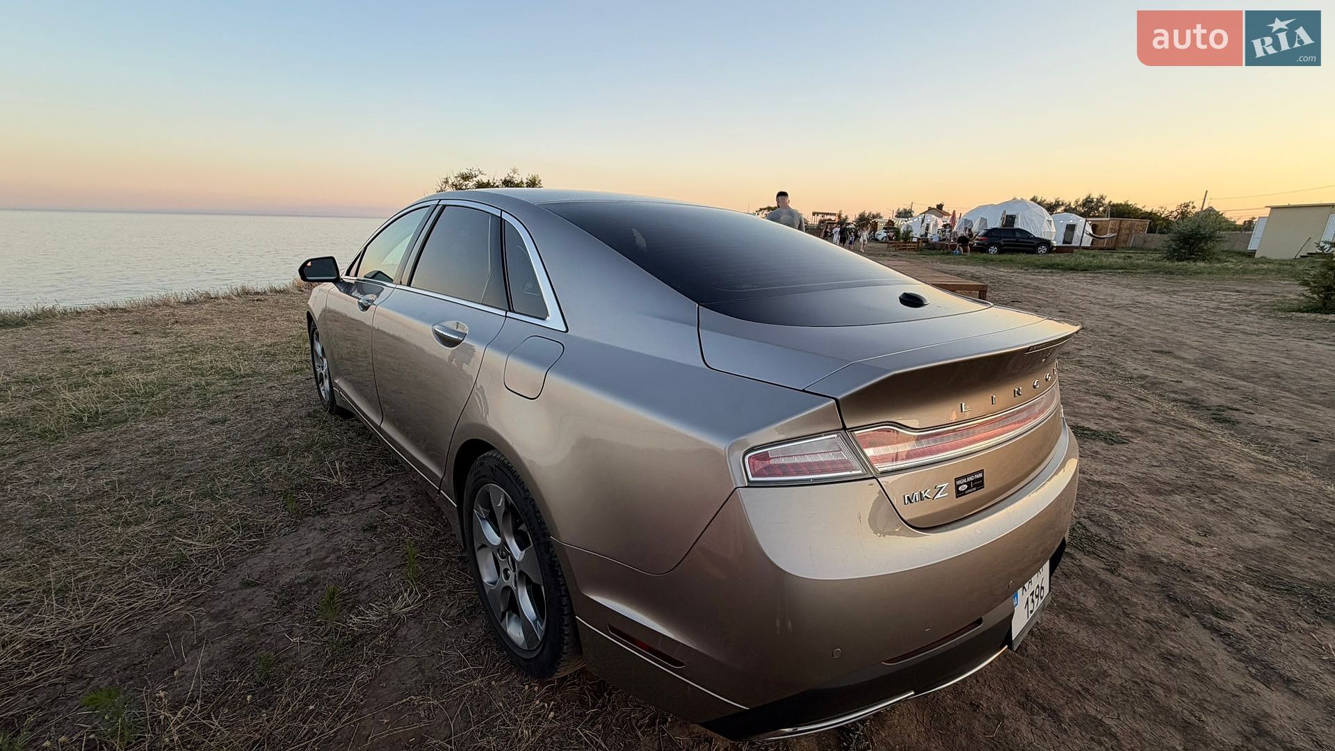 Lincoln MKZ 2018 VIN 3LN6L5C9XKR602024 фото оголошення 5 з 23