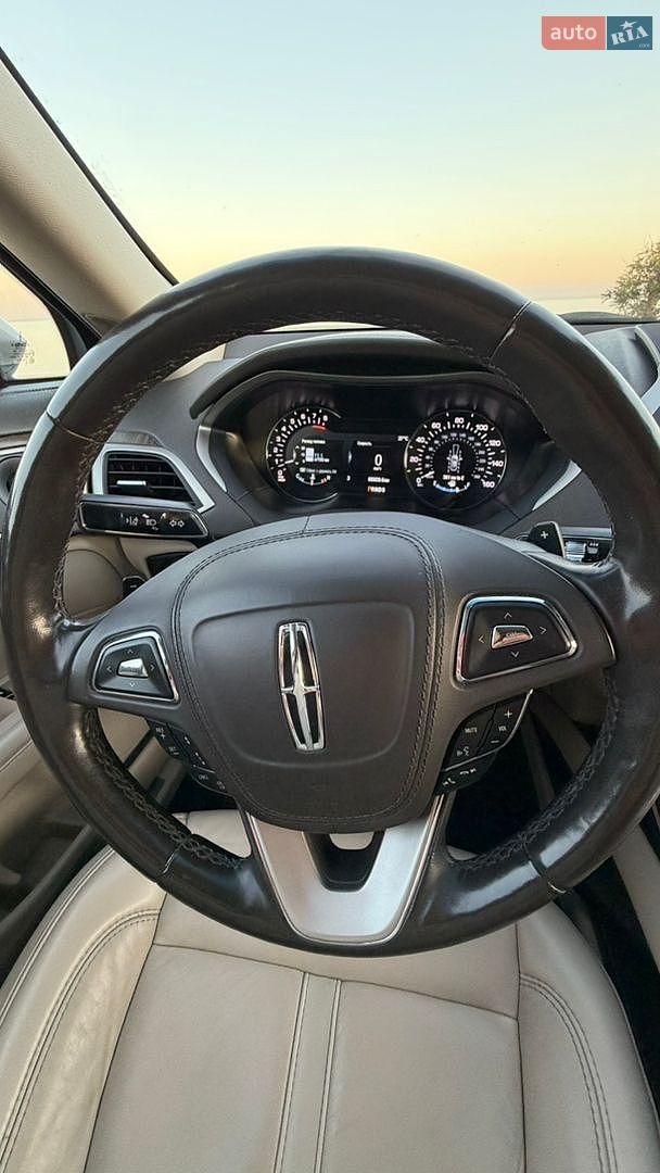 Lincoln MKZ 2018 VIN 3LN6L5C9XKR602024 фото оголошення 15 з 23