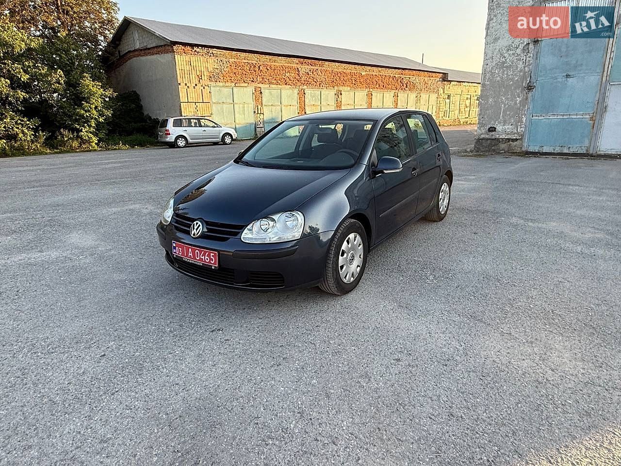 Volkswagen Golf 2004 VIN WVWZZZ1KZ5W095357 фото оголошення 2 з 17