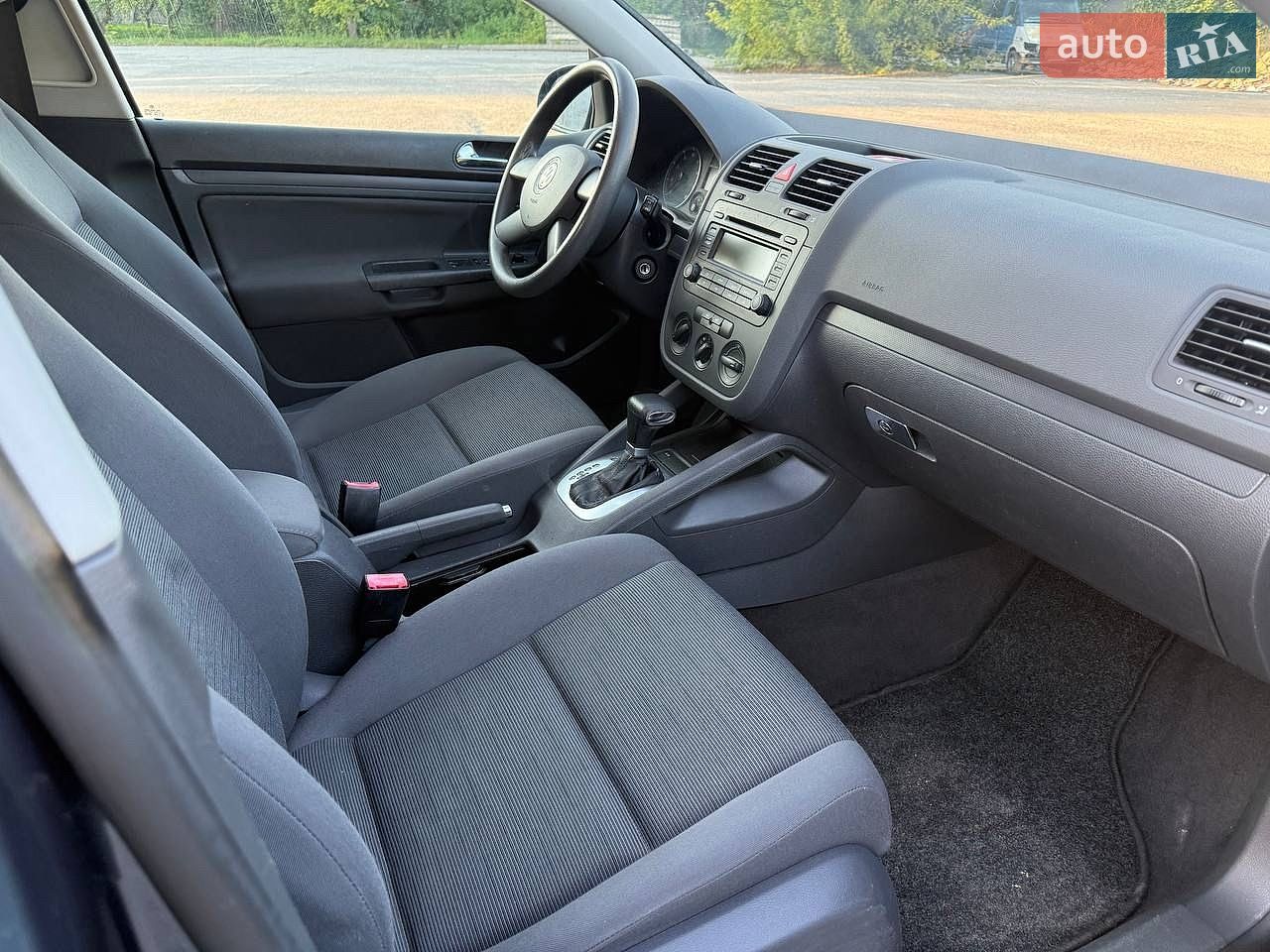 Volkswagen Golf 2004 VIN WVWZZZ1KZ5W095357 фото оголошення 11 з 17