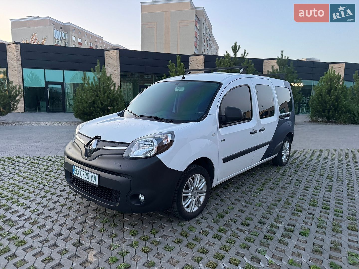 Renault Kangoo 2020 VIN VF1FW000566425436 фото оголошення 3 з 38