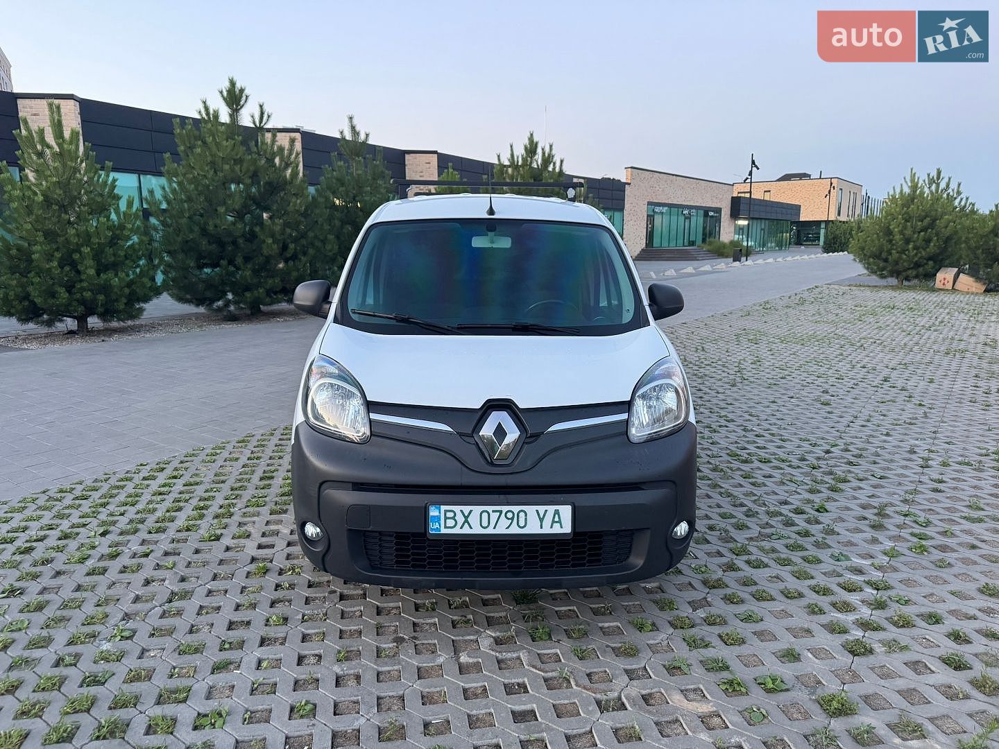 Renault Kangoo 2020 VIN VF1FW000566425436 фото оголошення 4 з 38